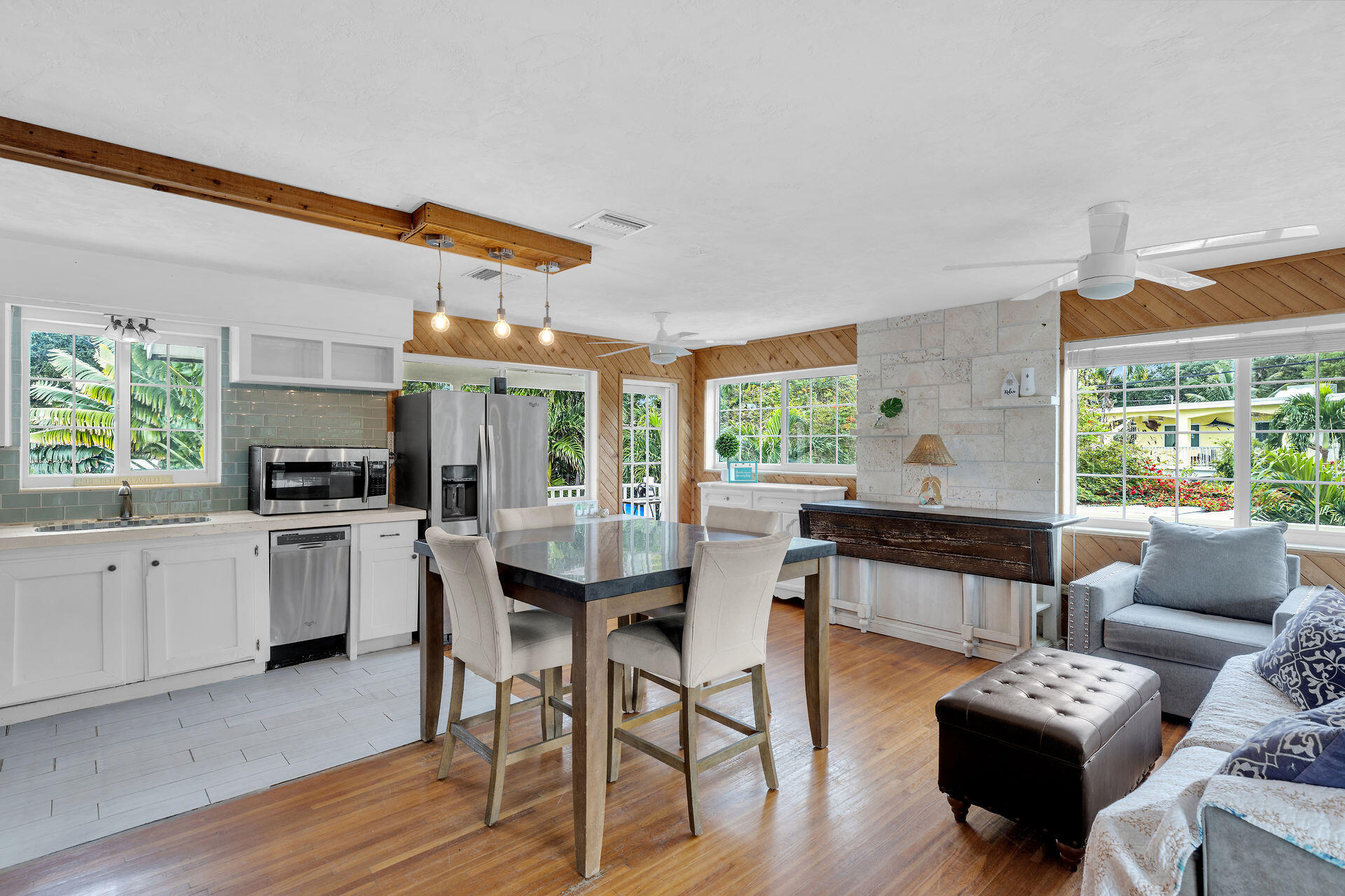 148 Pointview Road Property Photo 10