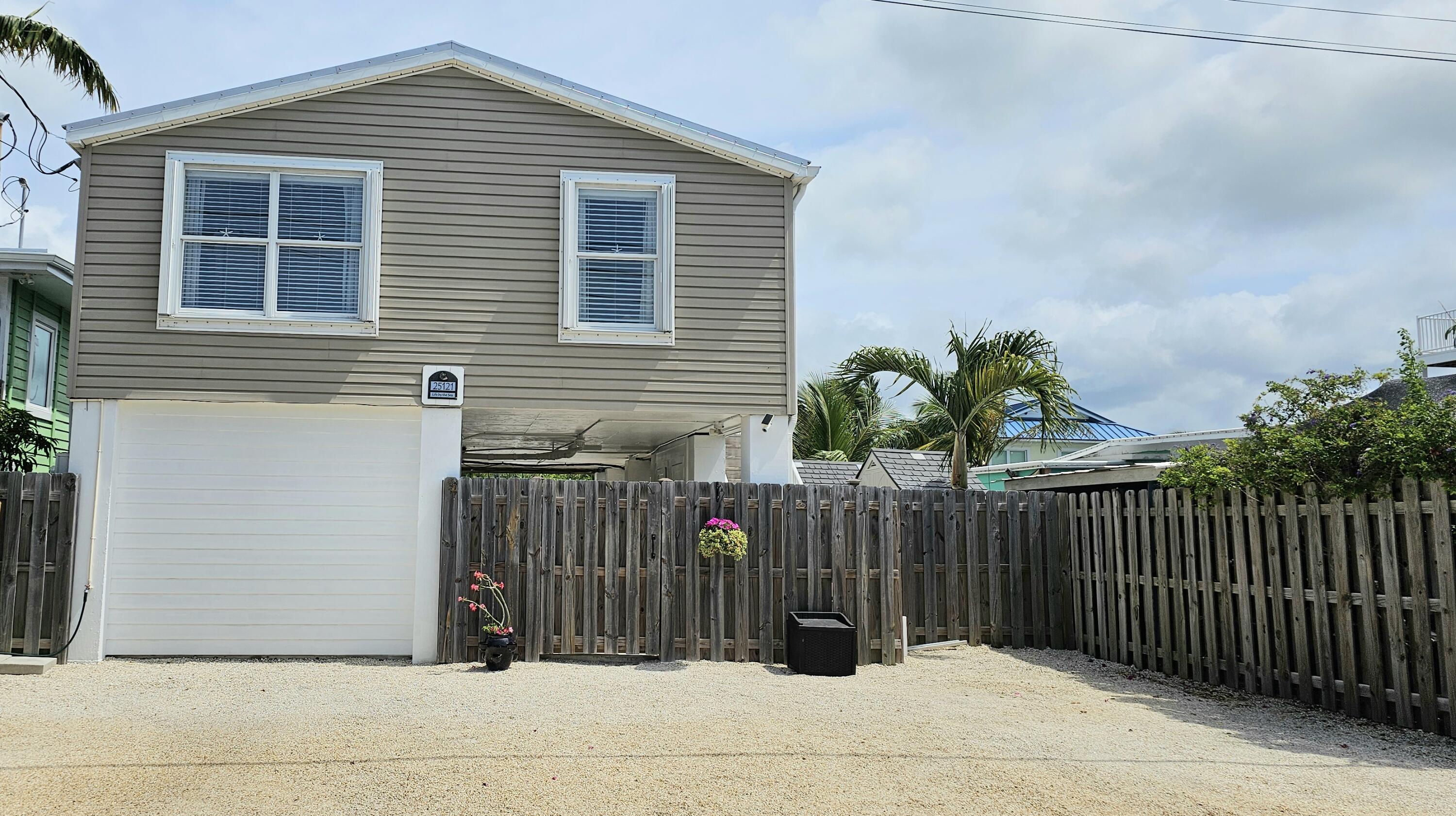 25121 Center Street Property Photo 2