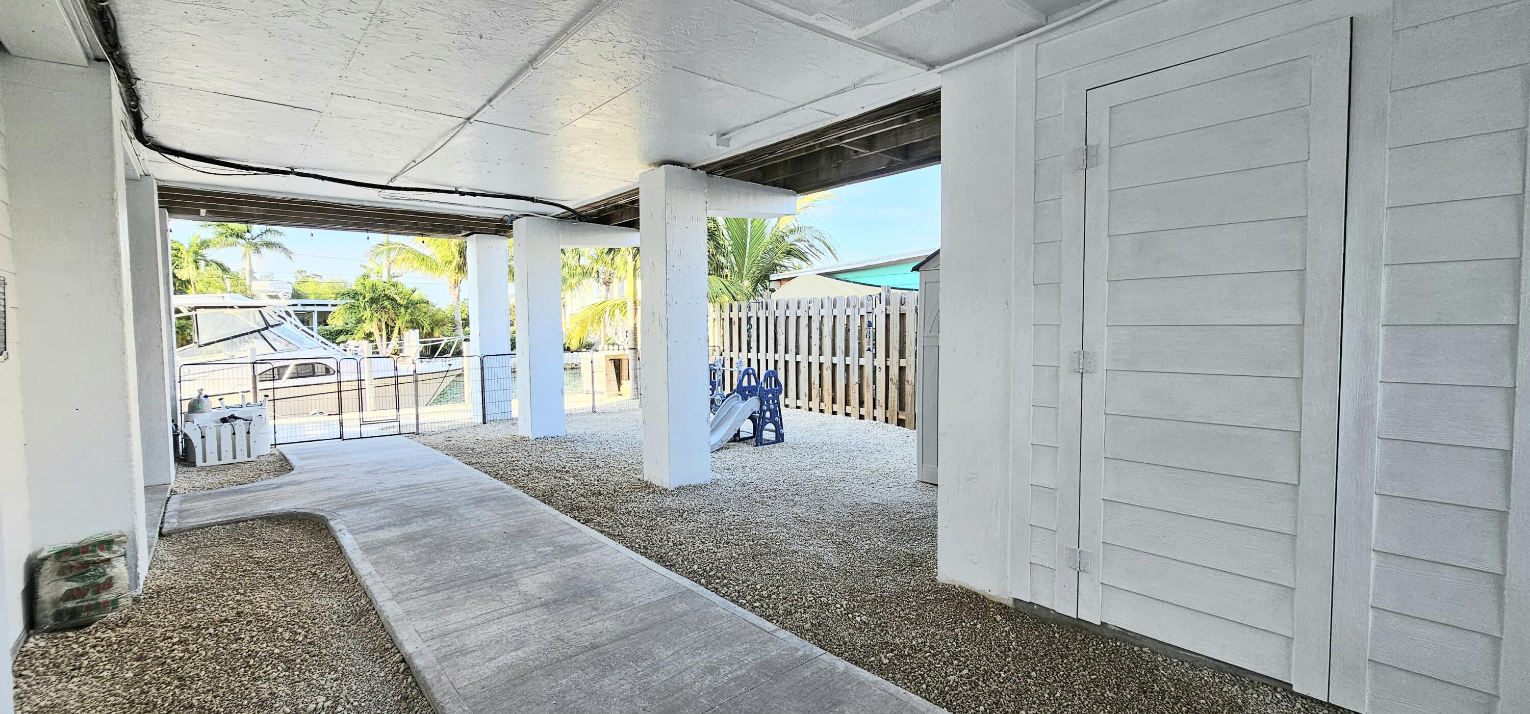 25121 Center Street Property Photo 11
