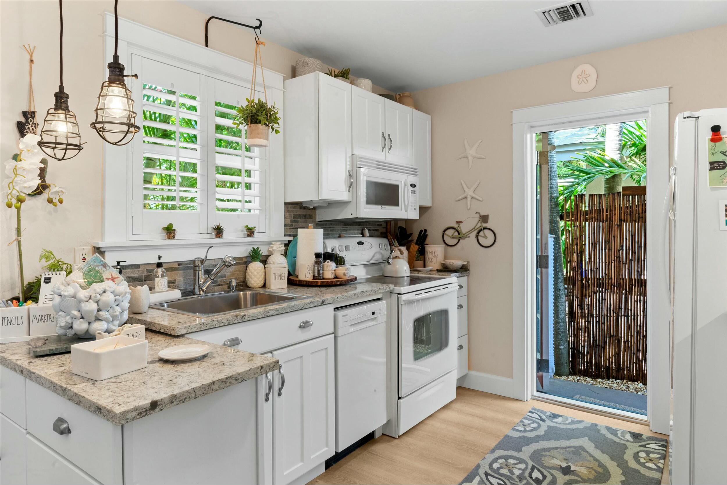 1222 Florida Street Property Photo 2