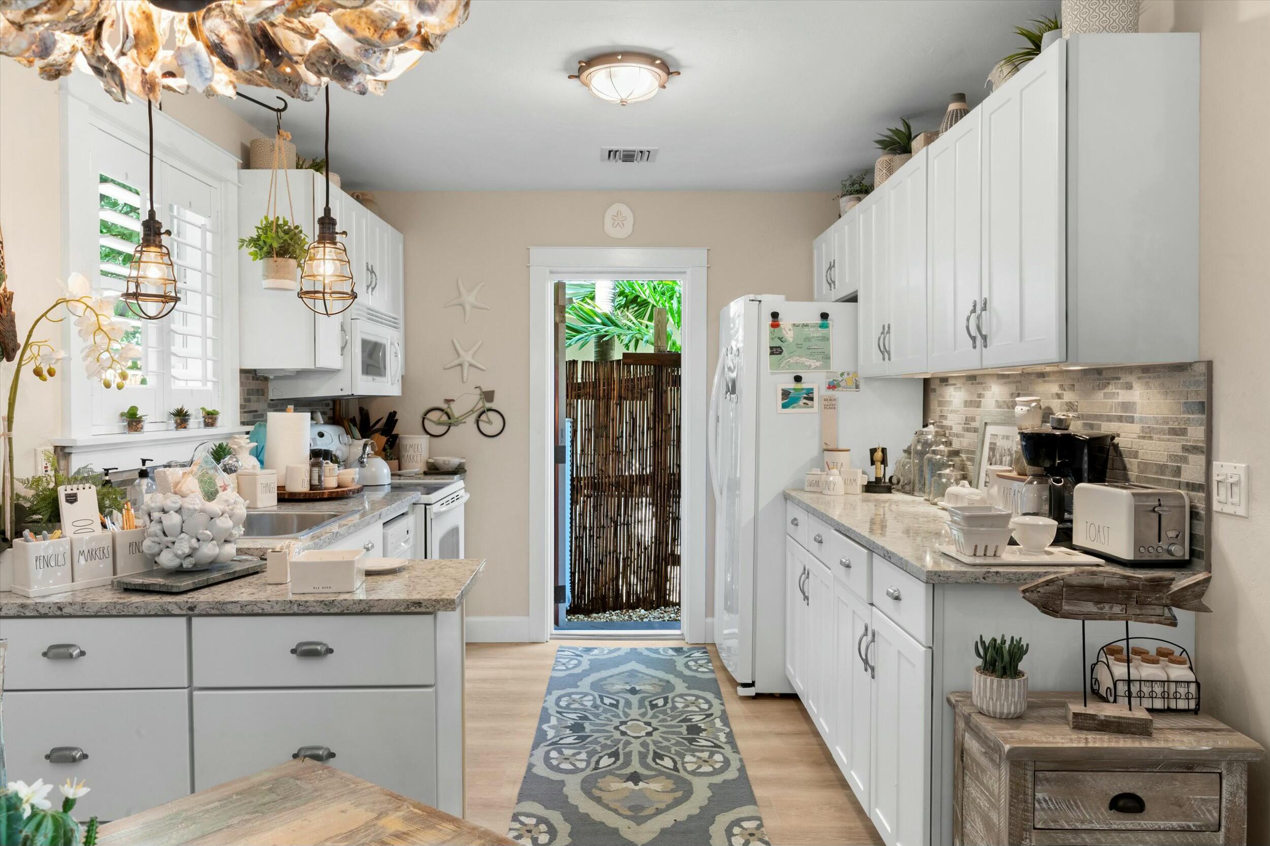 1222 Florida Street Property Photo 3