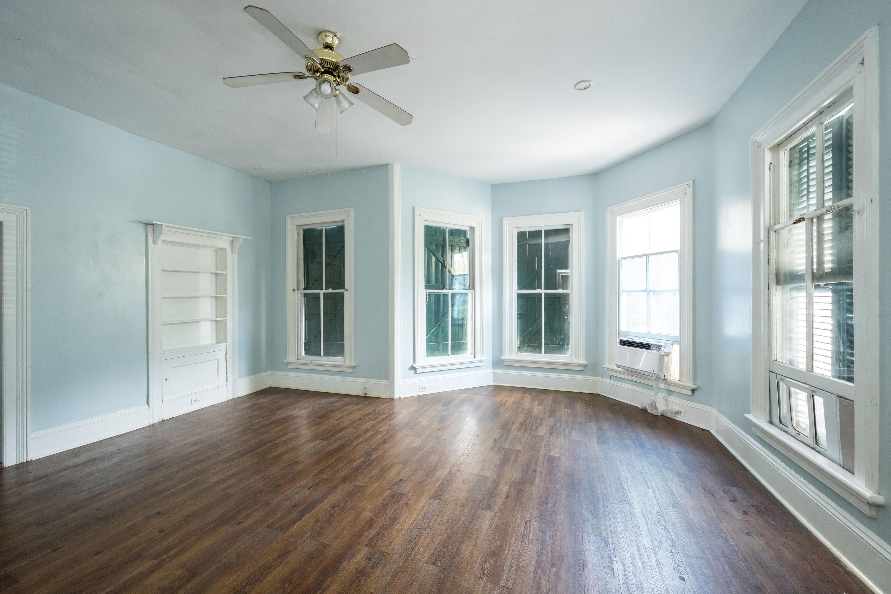 602 Southard Street Property Photo 18