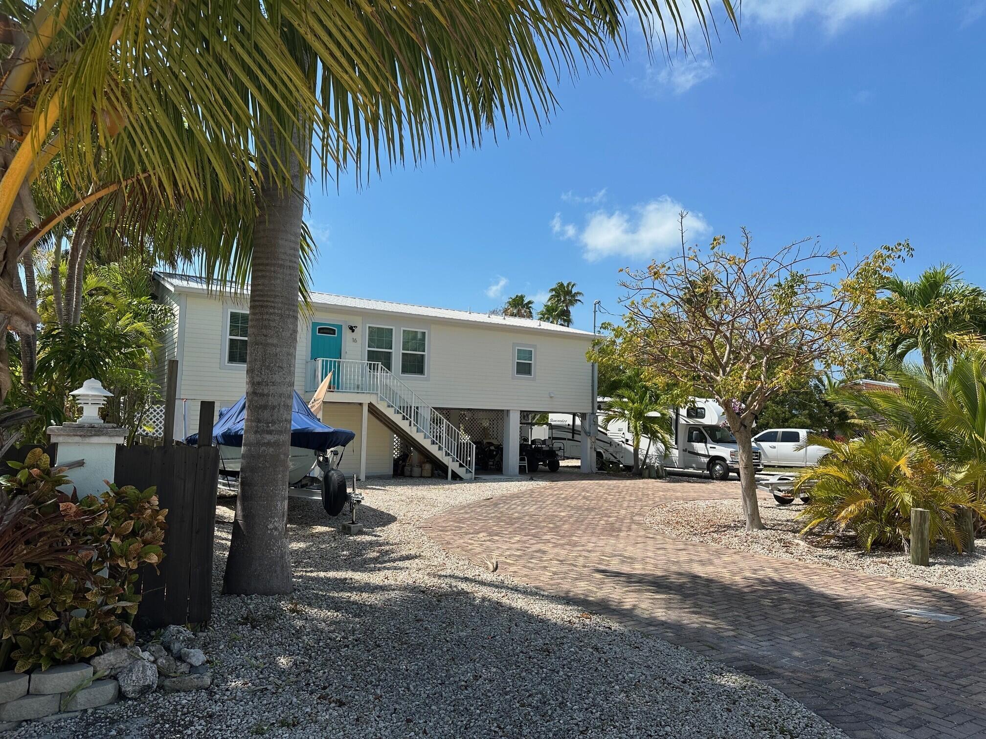 16 Boulder Drive Property Photo 1