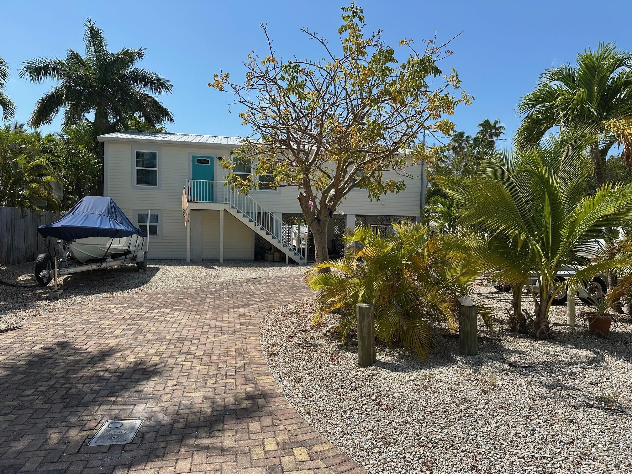 16 Boulder Drive Property Photo 2