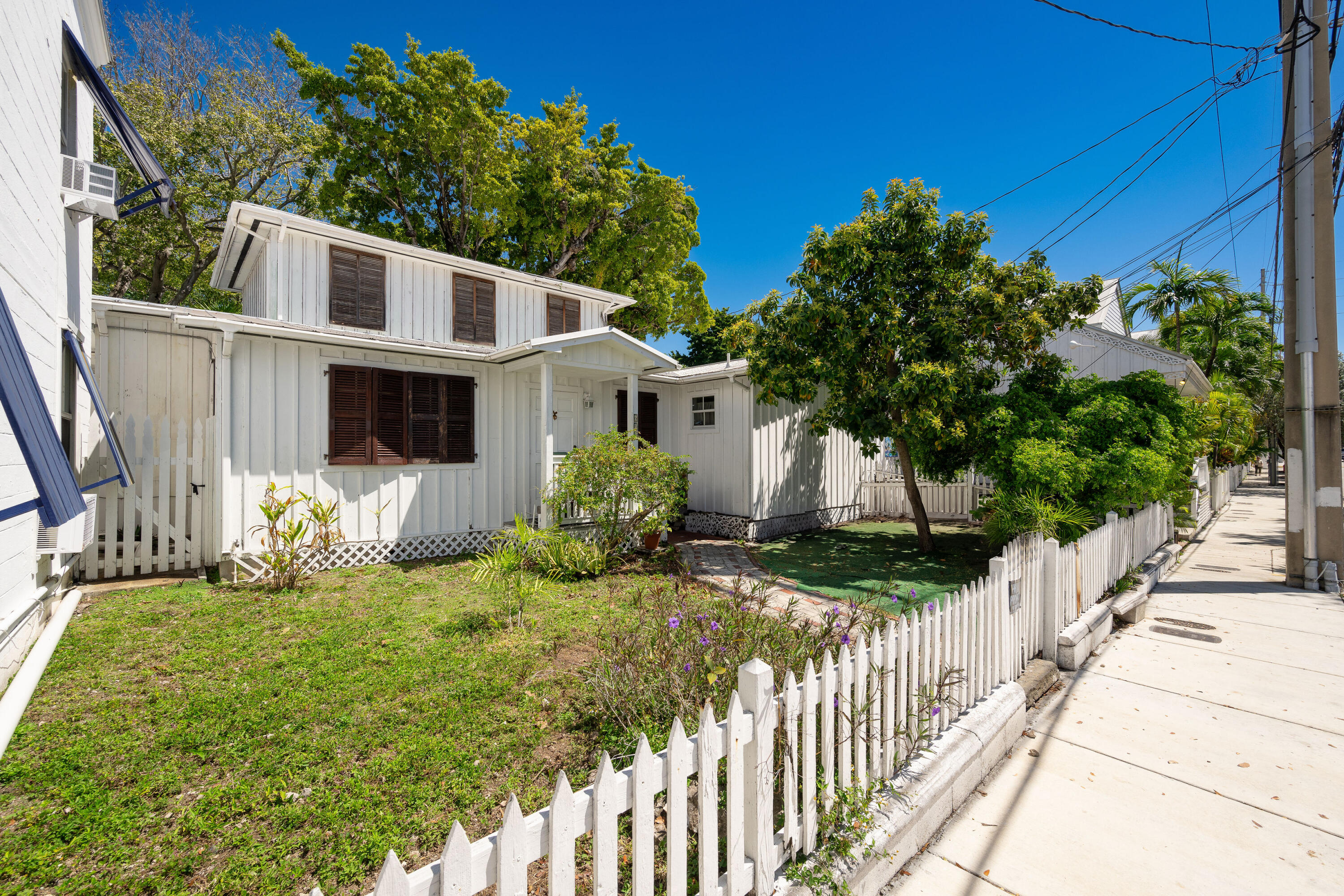 611 Simonton Street Property Photo