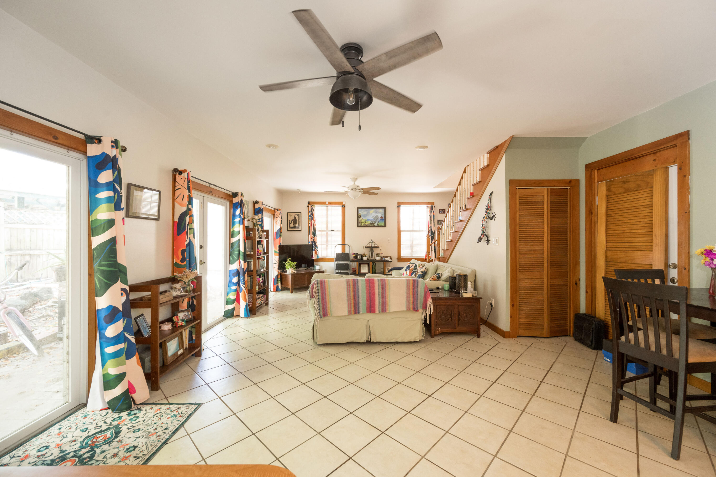 611 Simonton Street Property Photo 4