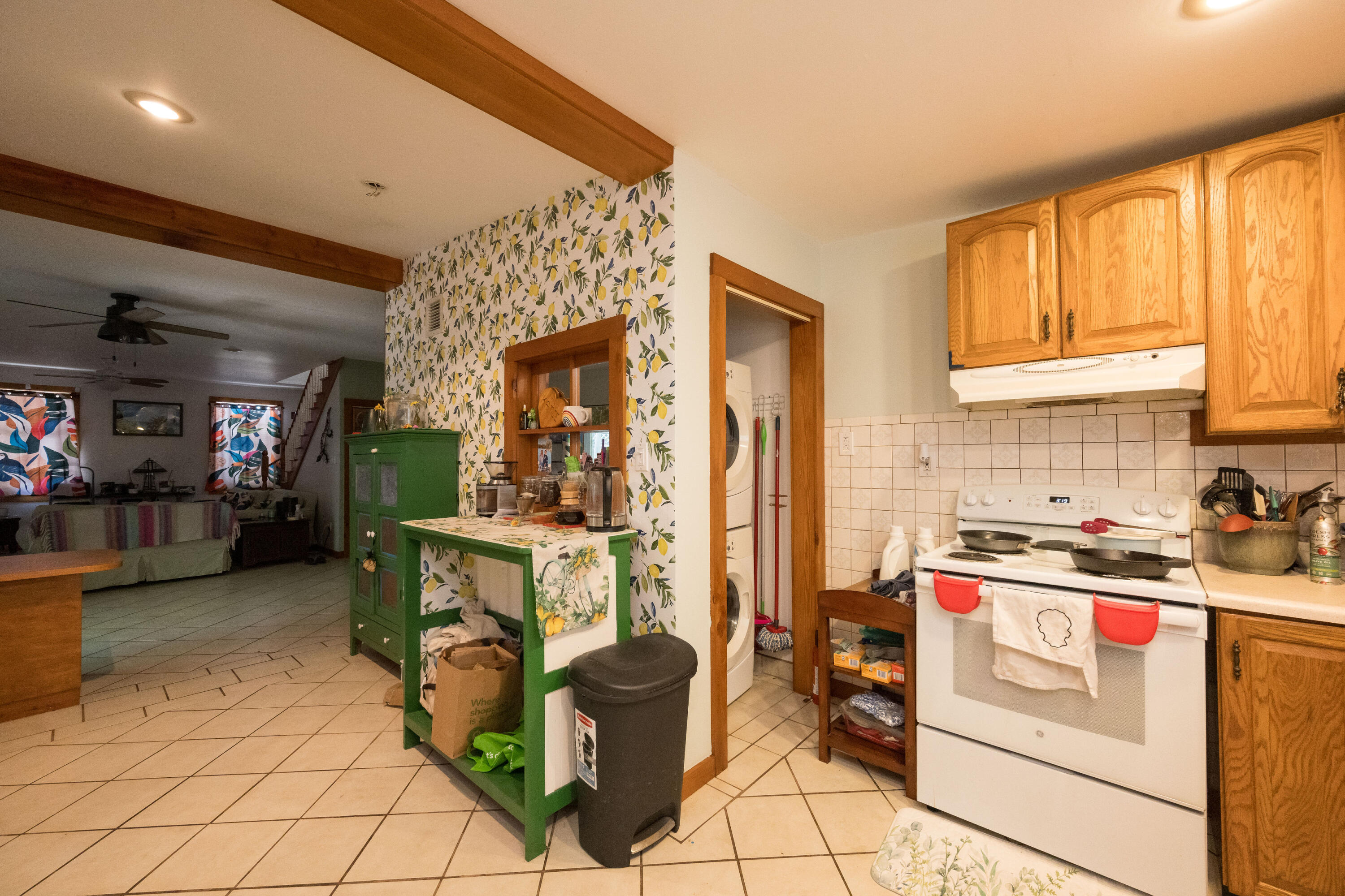 611 Simonton Street Property Photo 5
