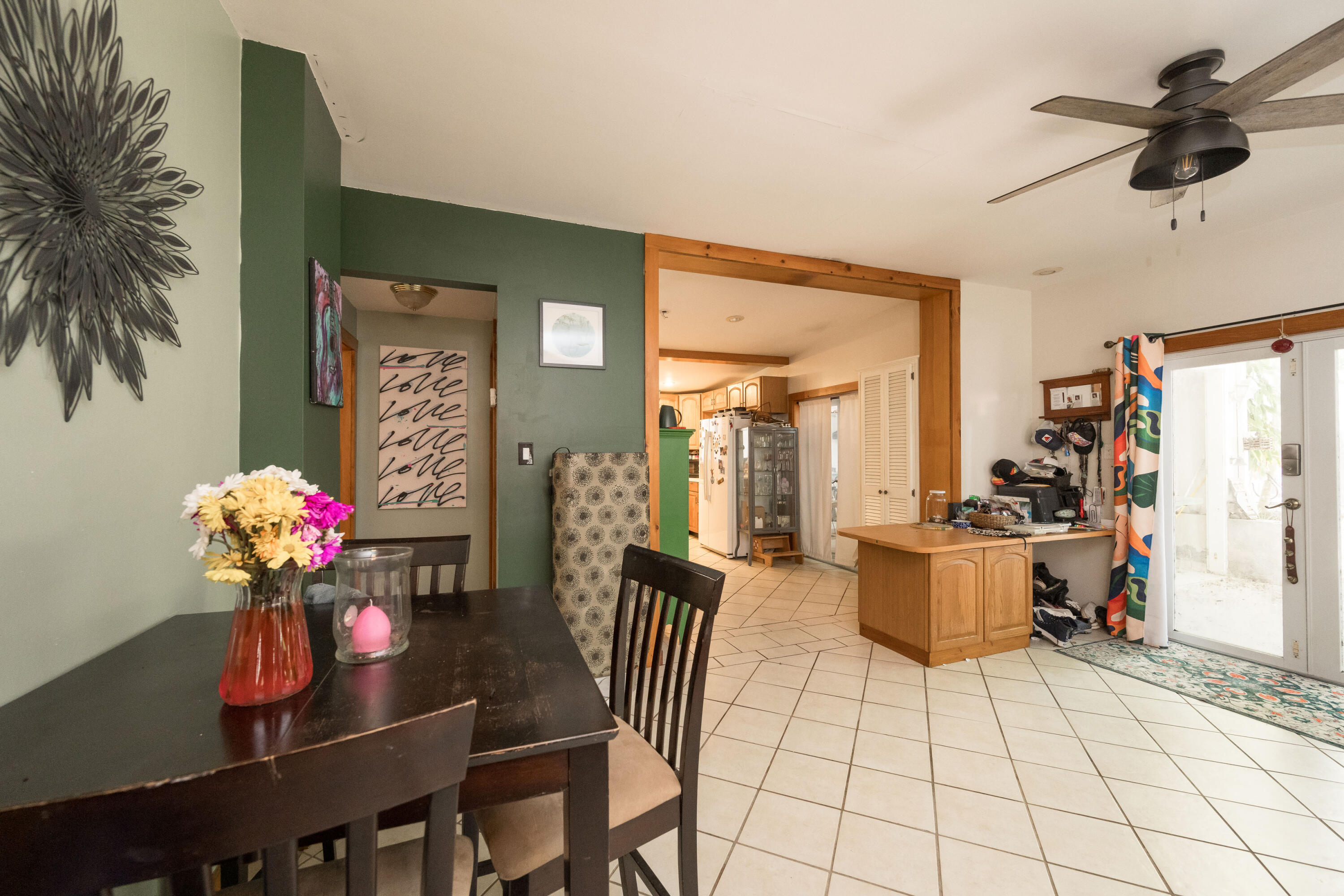 611 Simonton Street Property Photo 6