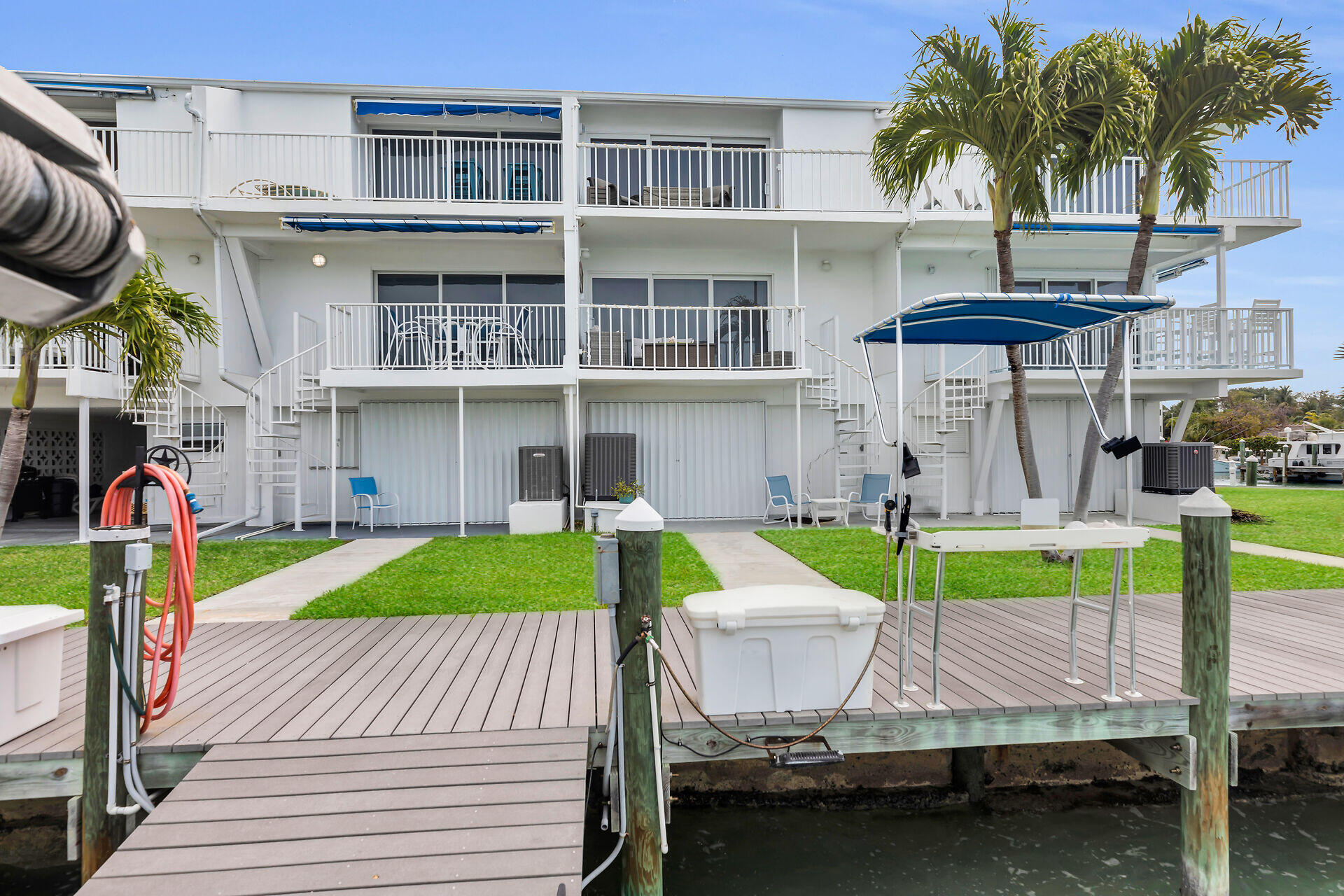 95 Coco Plum Drive, 2b Property Photo 5