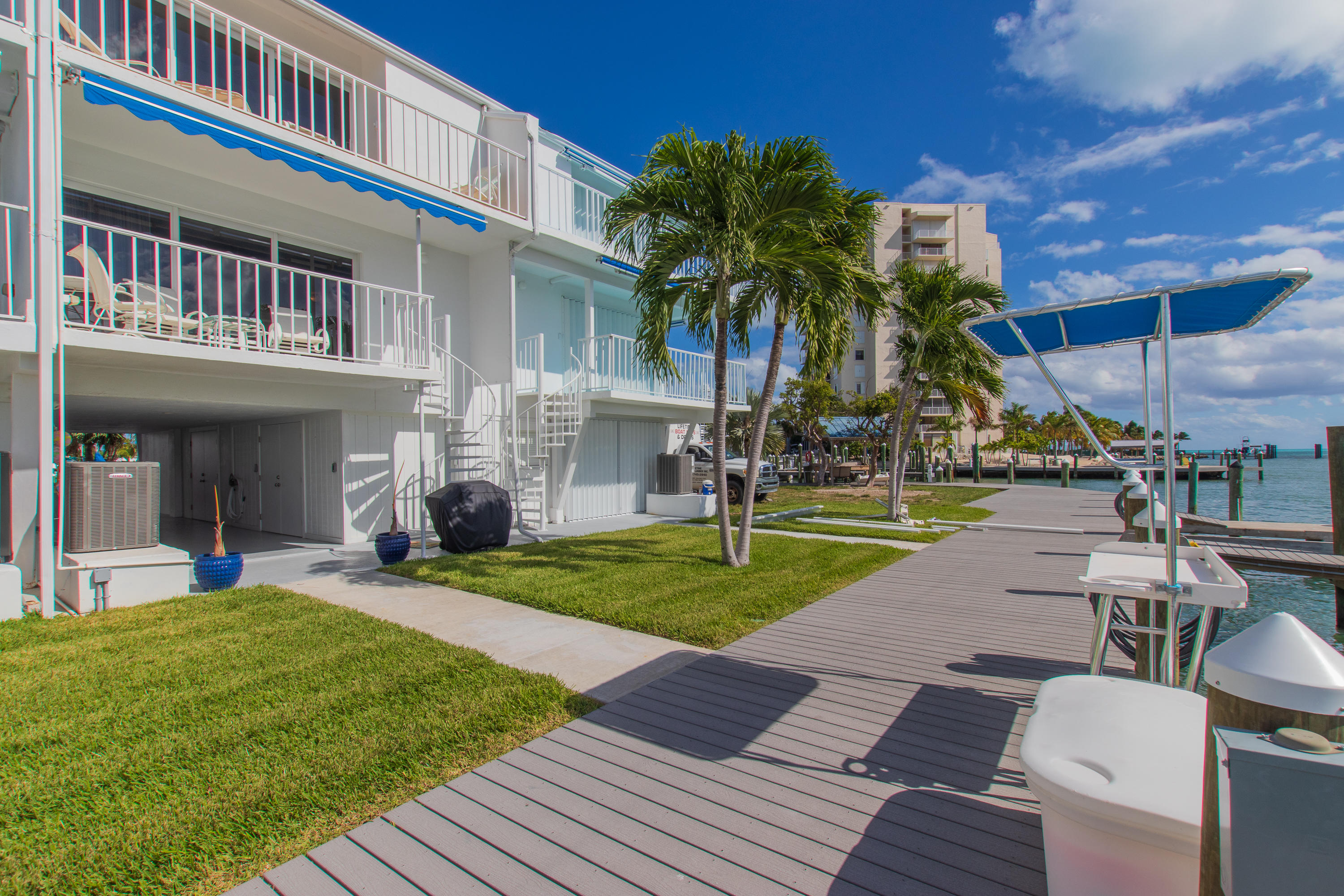 95 Coco Plum Drive, 2b Property Photo 7