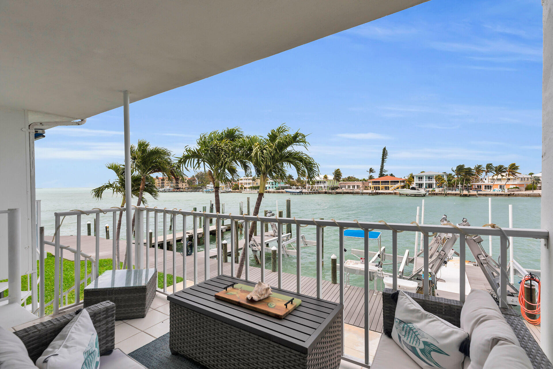 95 Coco Plum Drive, 2b Property Photo 19