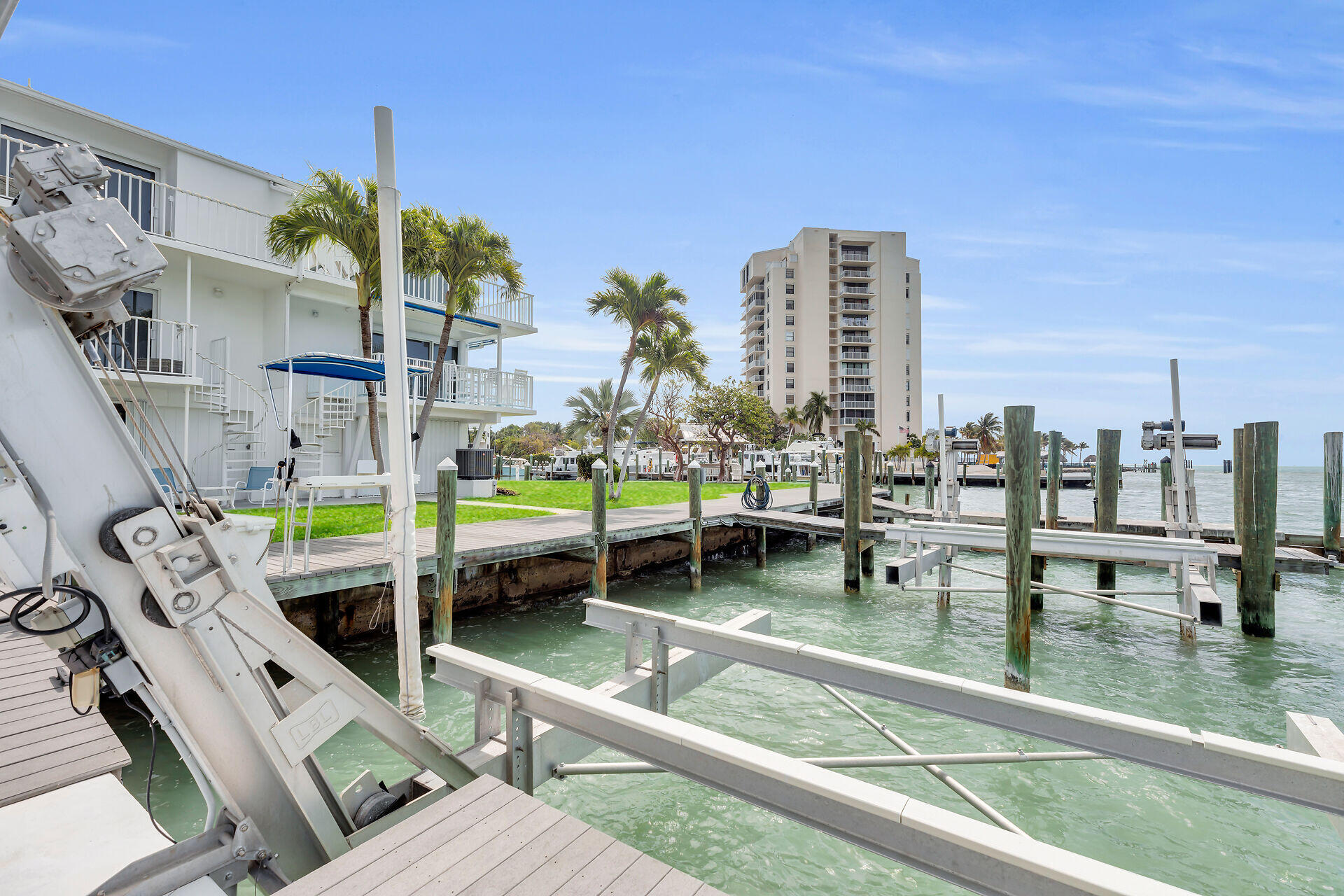 95 Coco Plum Drive, 2b Property Photo 43