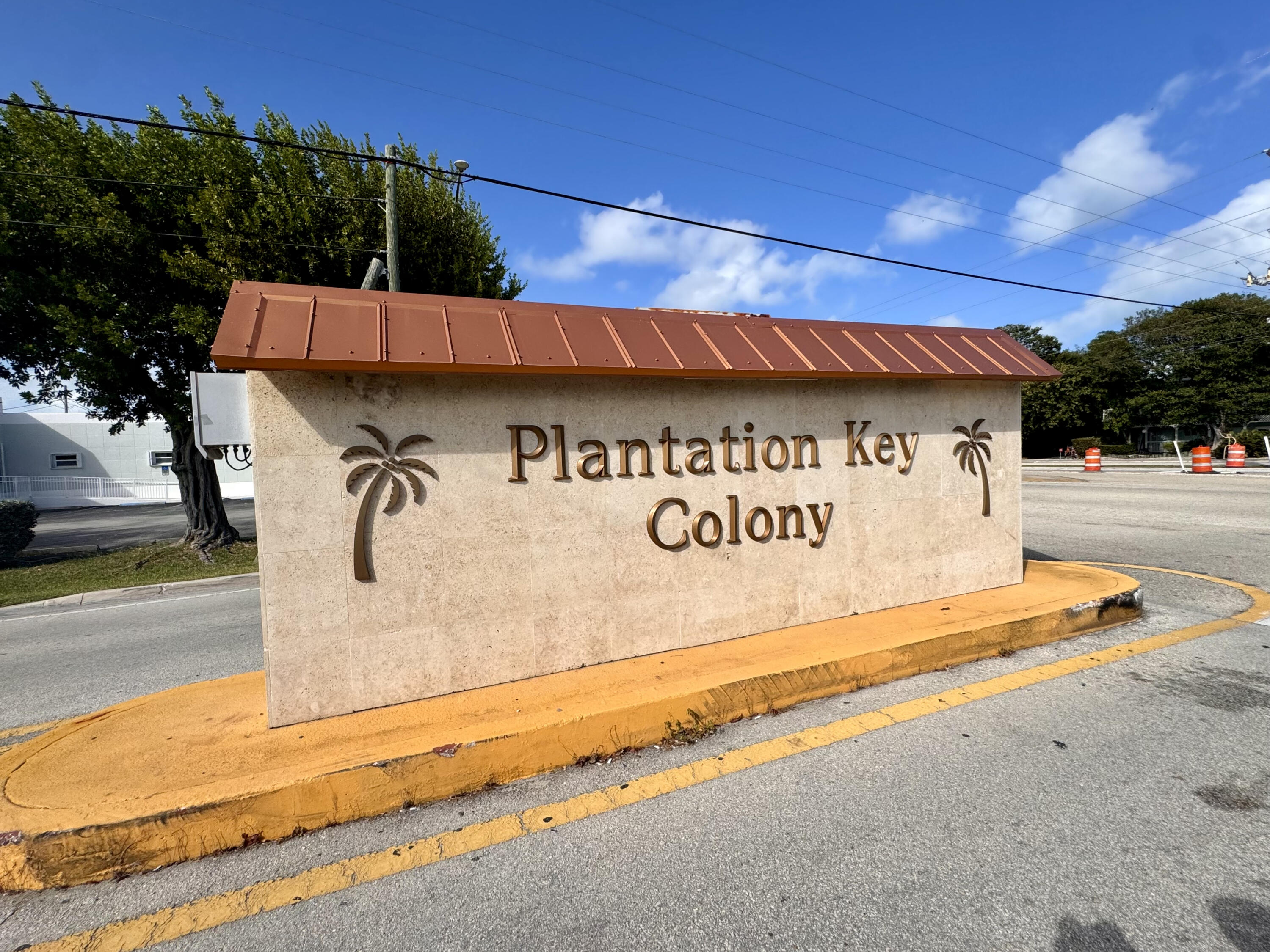 208 S Coconut Palm Boulevard Property Photo 15