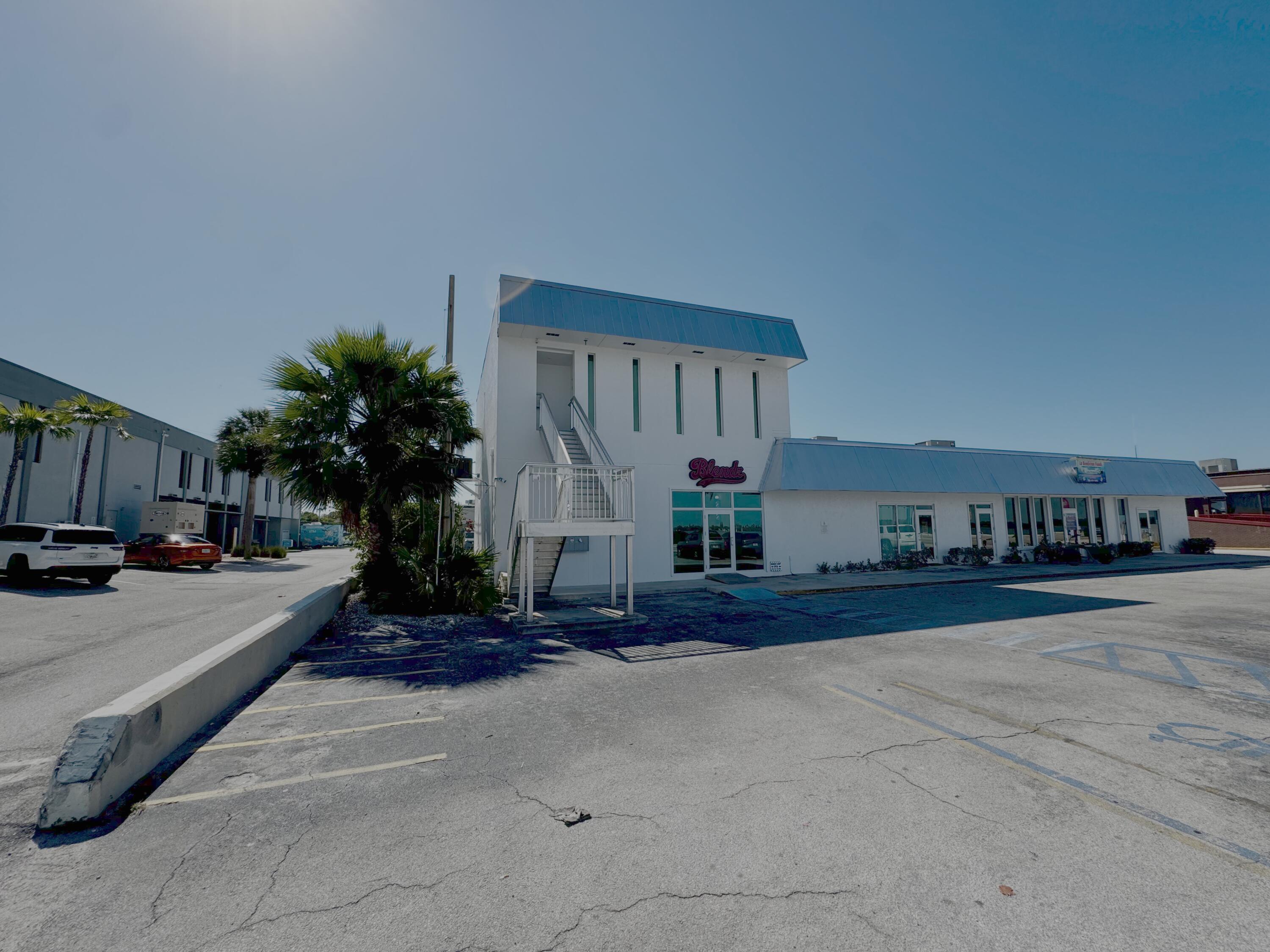 3340 N Roosevelt Boulevard, 6 Property Photo