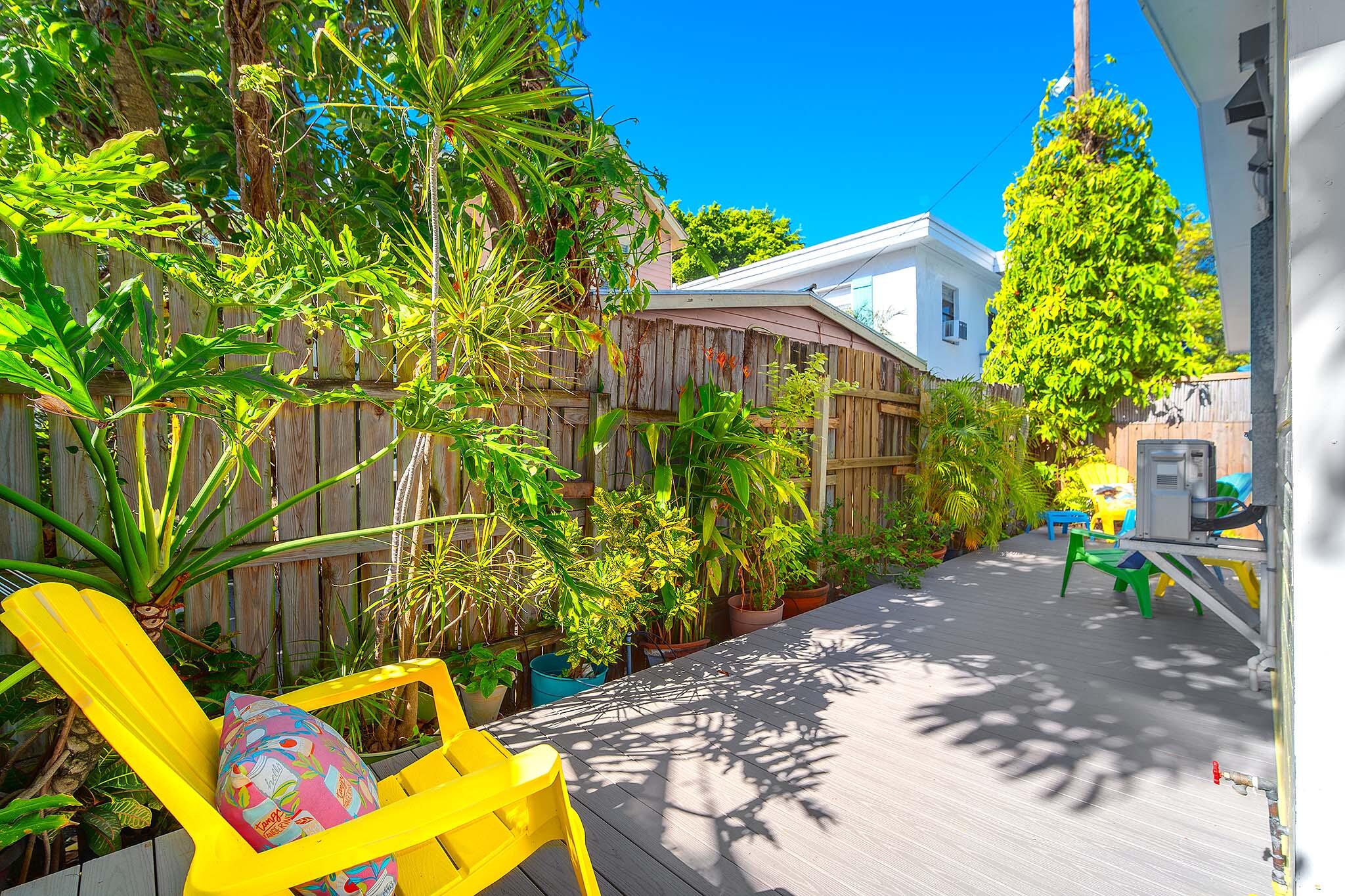 716 Elizabeth Street, Rear Property Photo 36