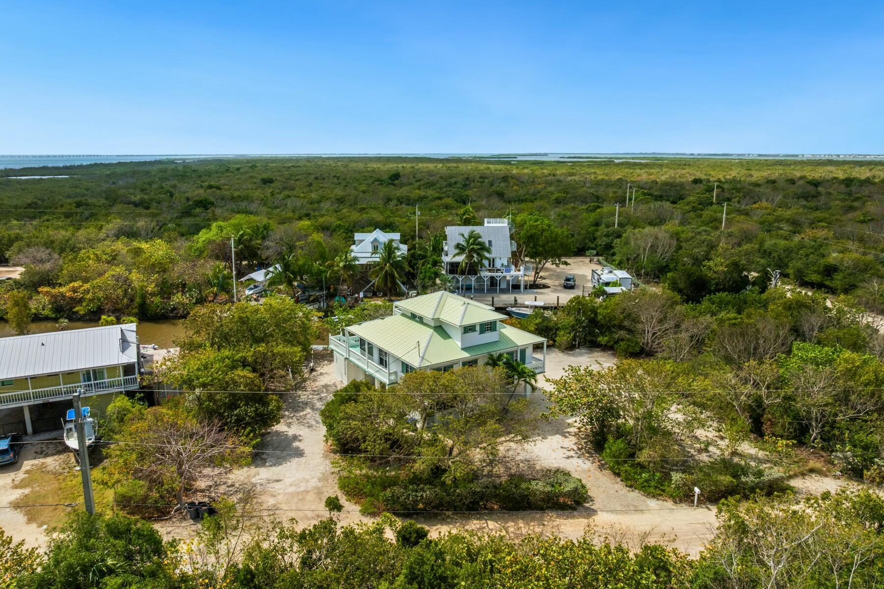 32734 Bimini Lane Property Photo 3