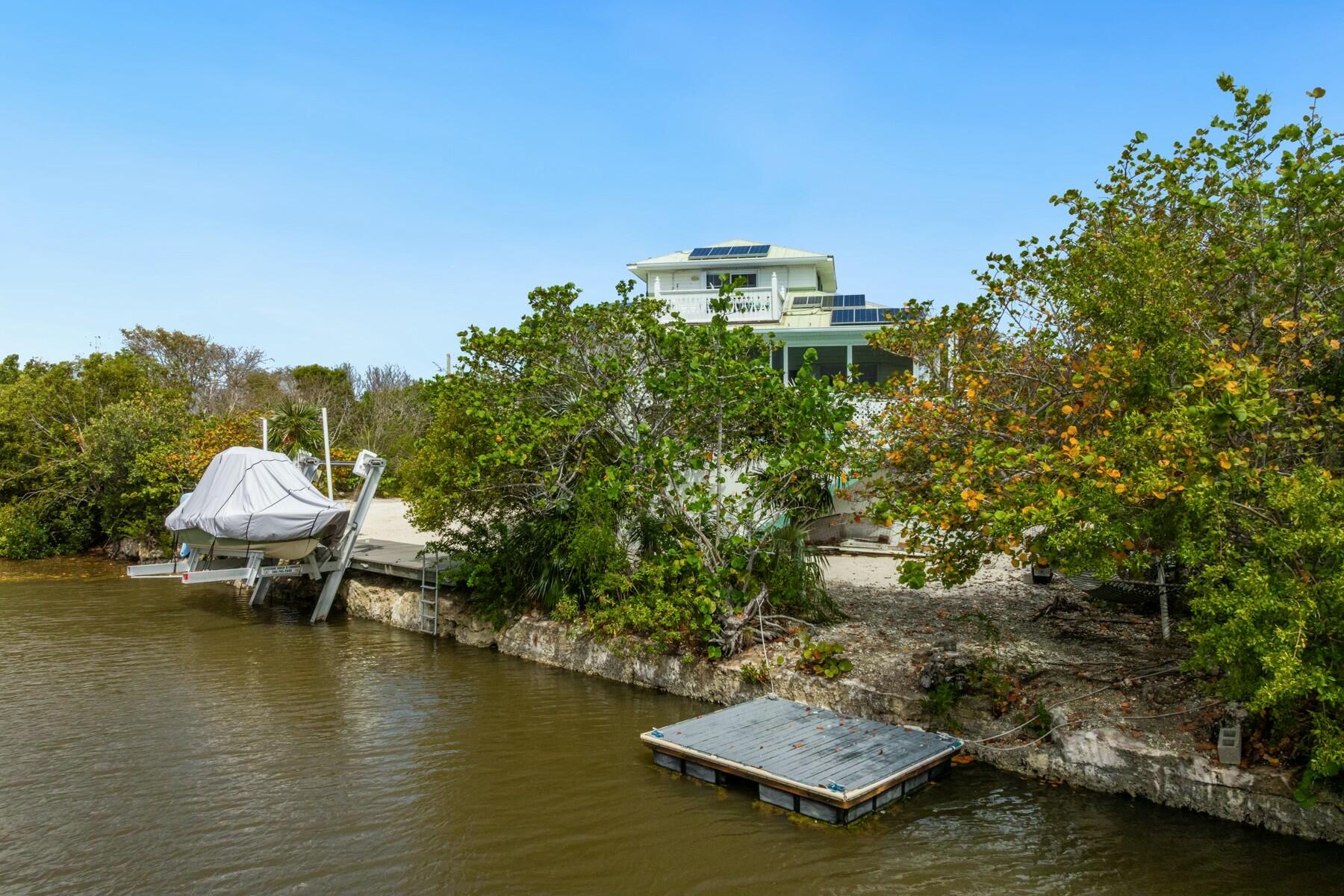 32734 Bimini Lane Property Photo 5