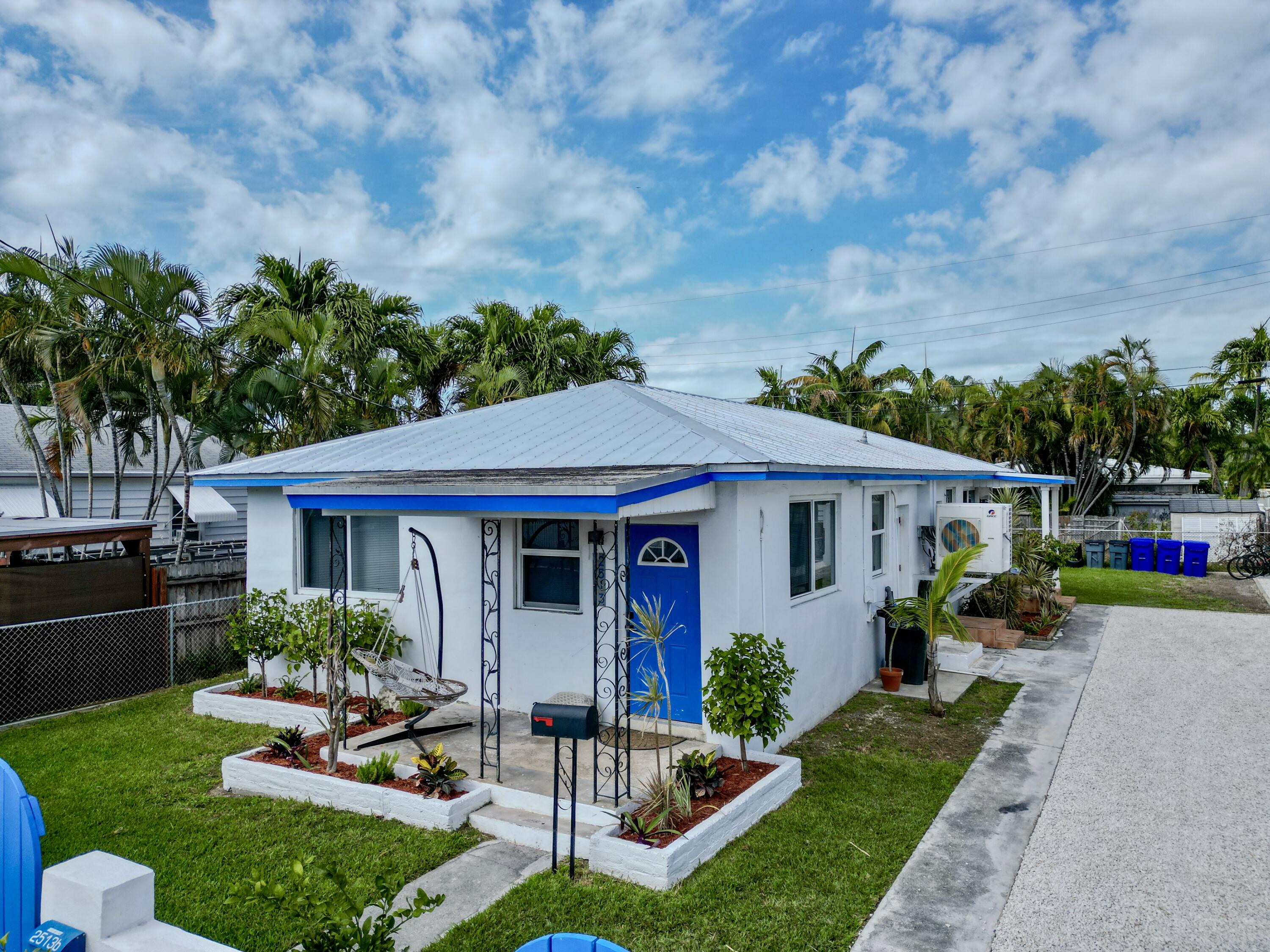 2513 Staples Avenue Property Photo