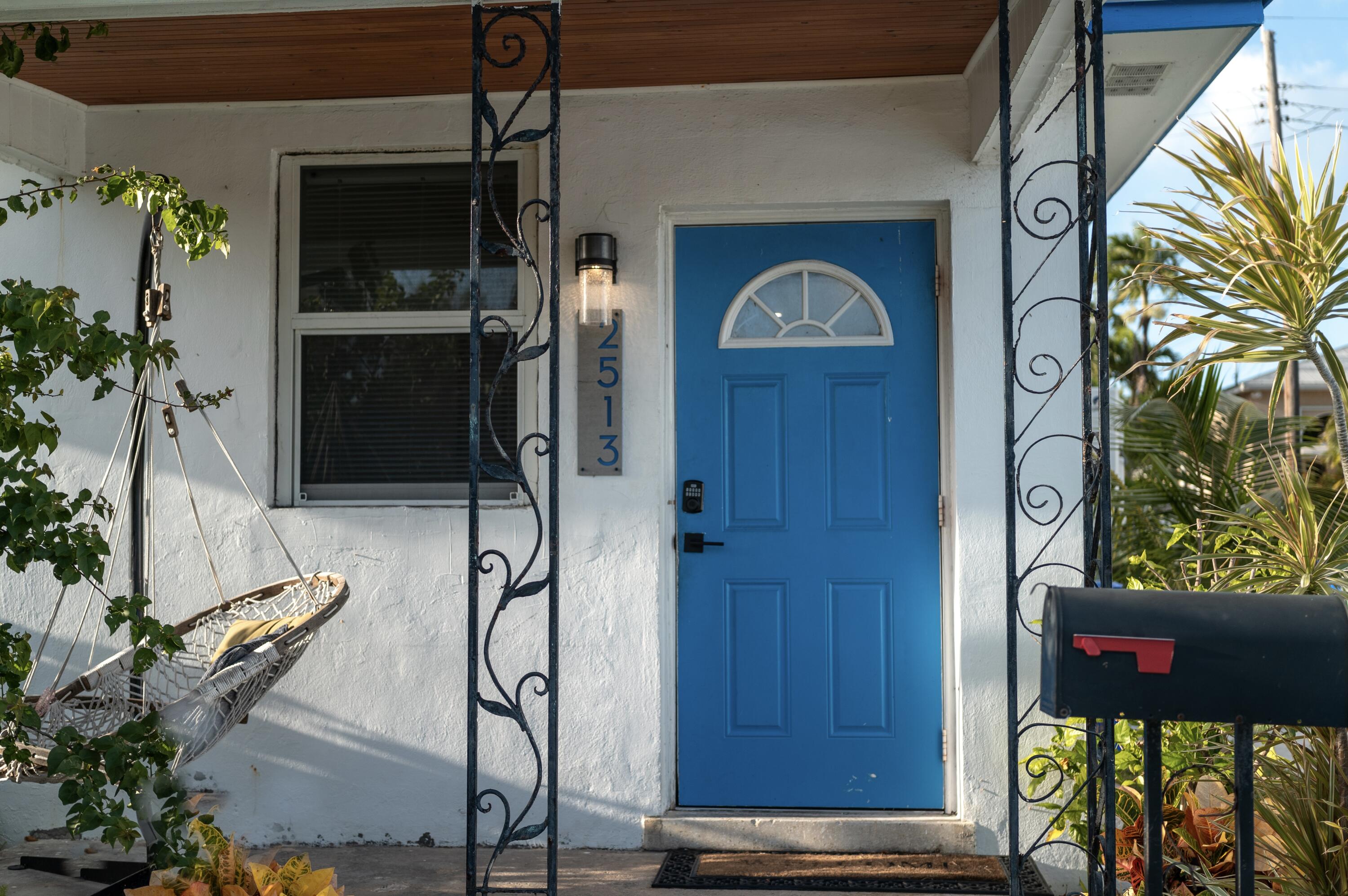 2513 Staples Avenue Property Photo 5