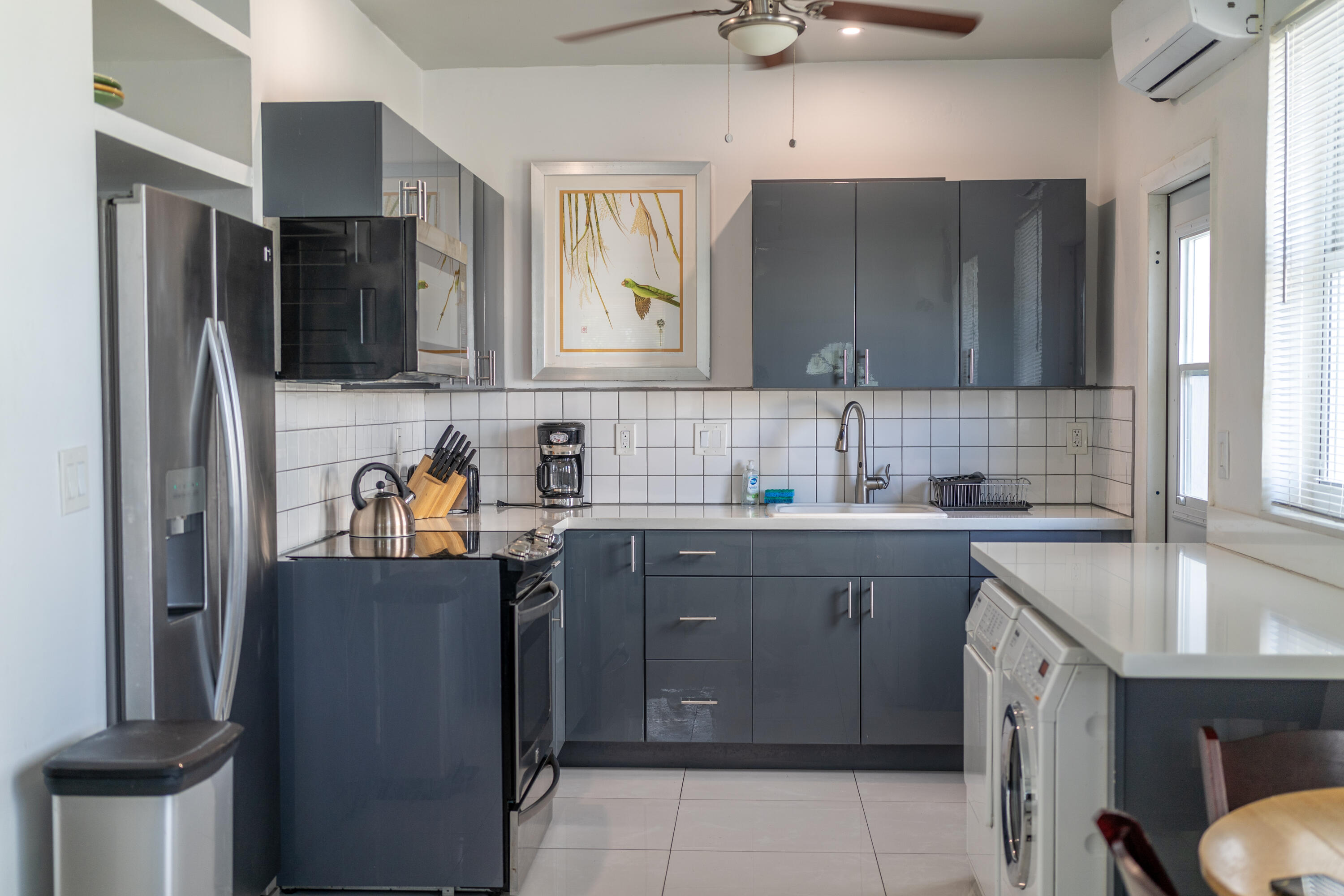 2513 Staples Avenue Property Photo 8