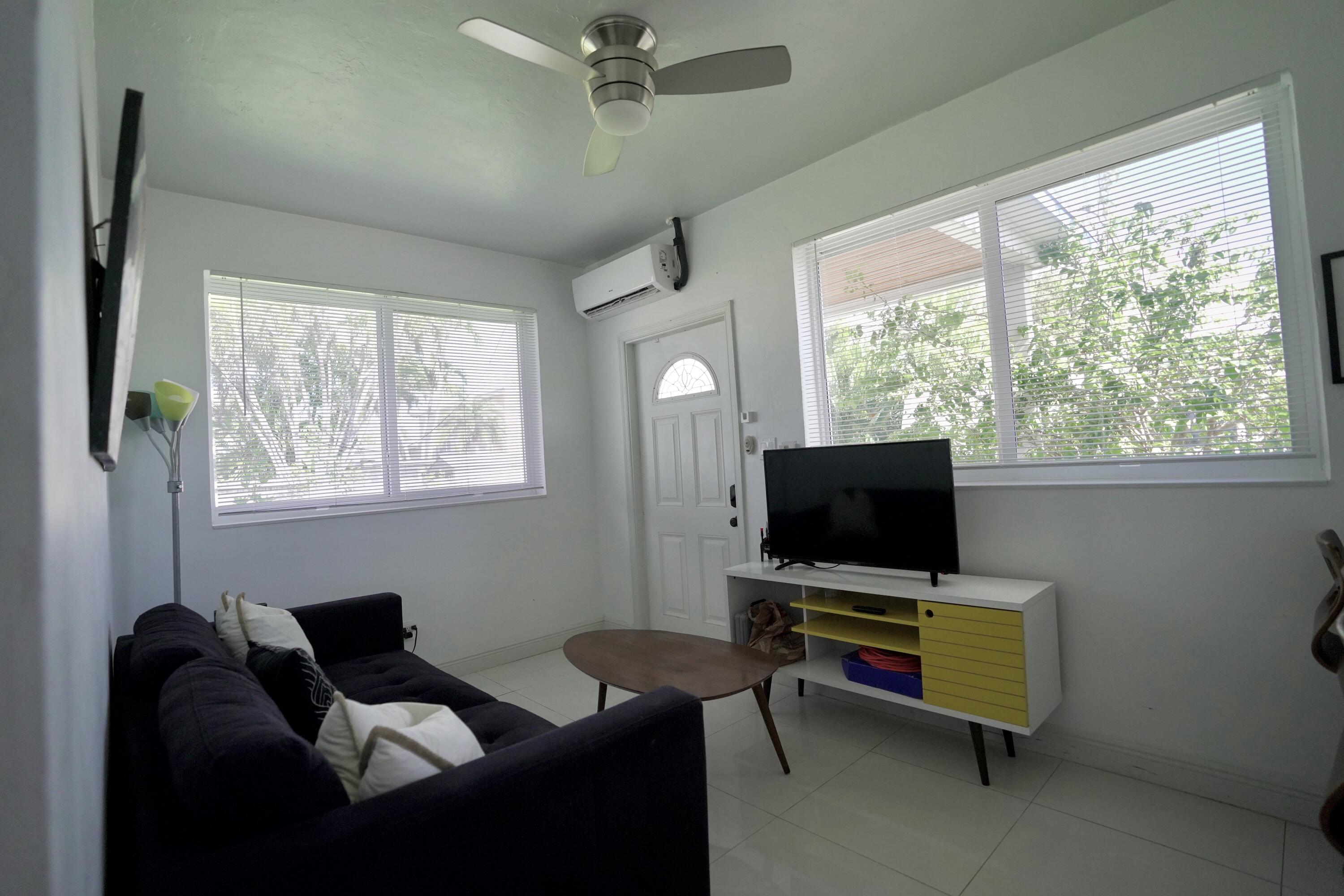 2513 Staples Avenue Property Photo 19