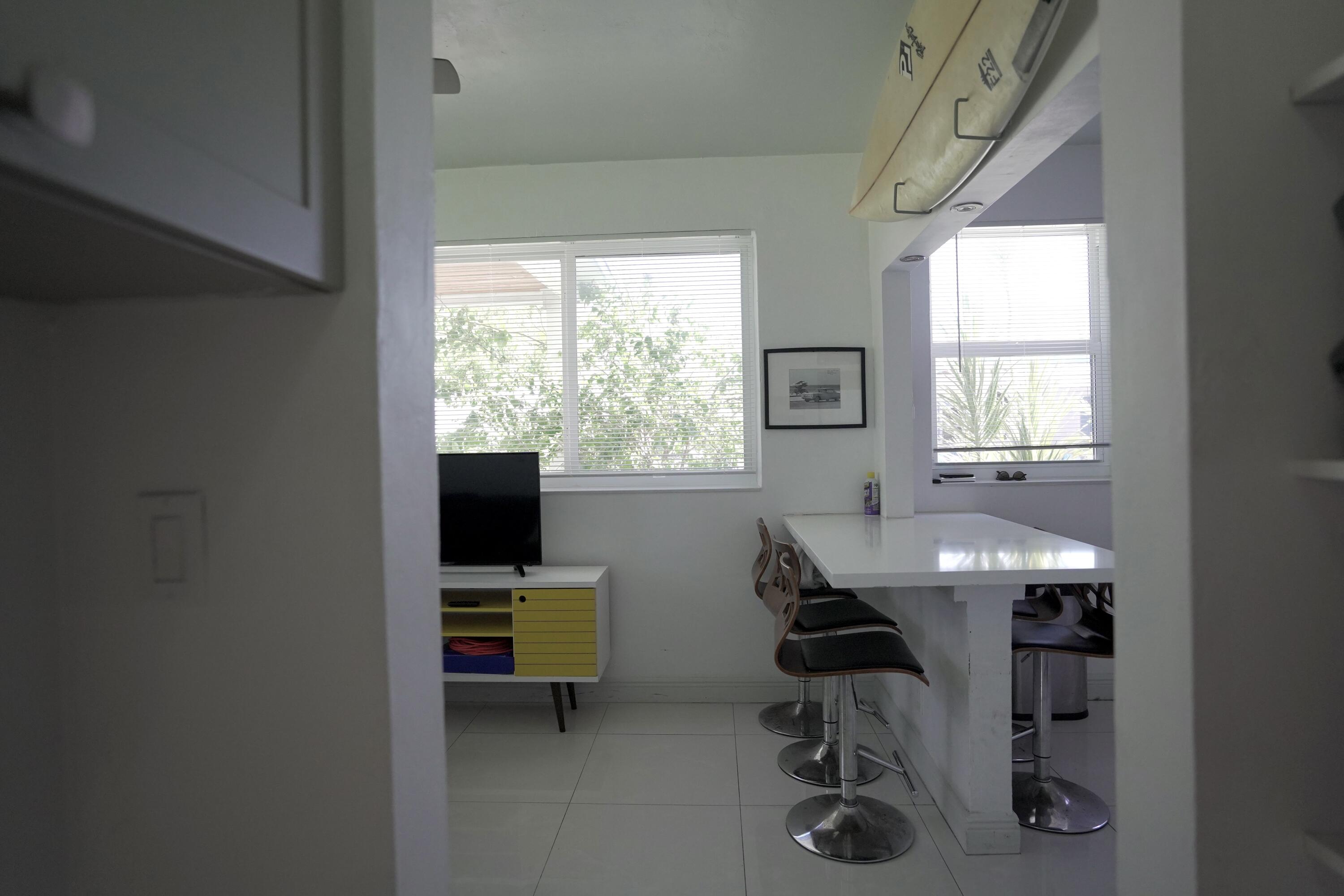 2513 Staples Avenue Property Photo 25