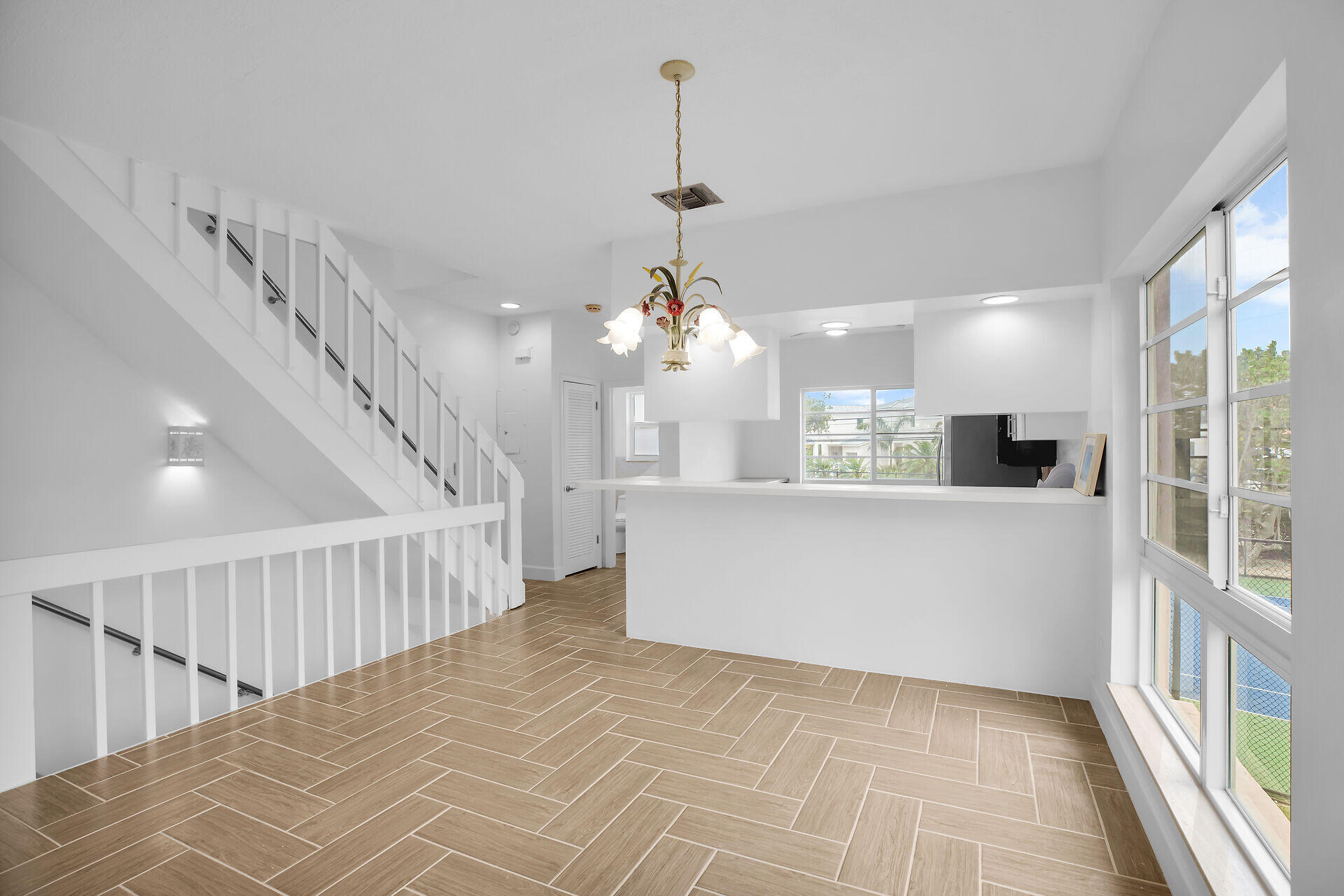 117 Coco Plum Drive, 9 Property Photo 10