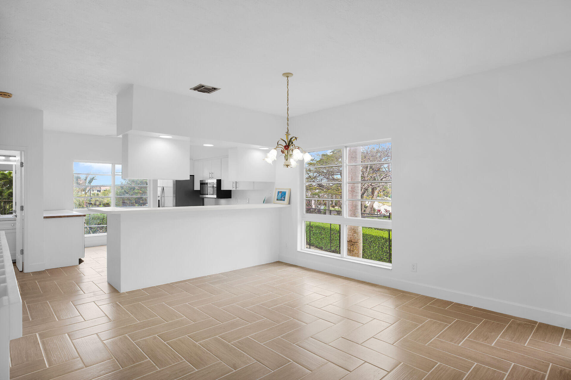 117 Coco Plum Drive, 9 Property Photo 11