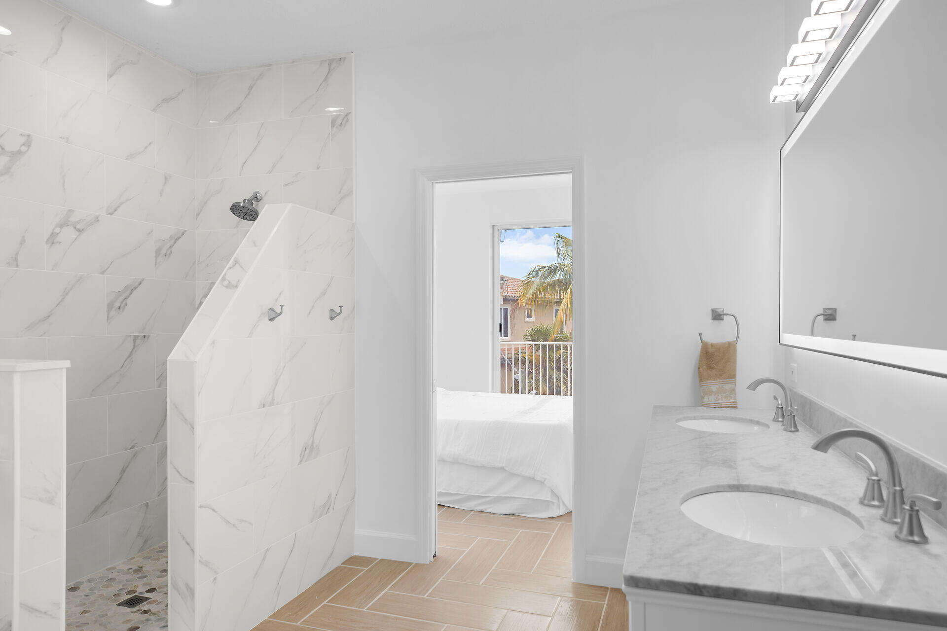 117 Coco Plum Drive, 9 Property Photo 31