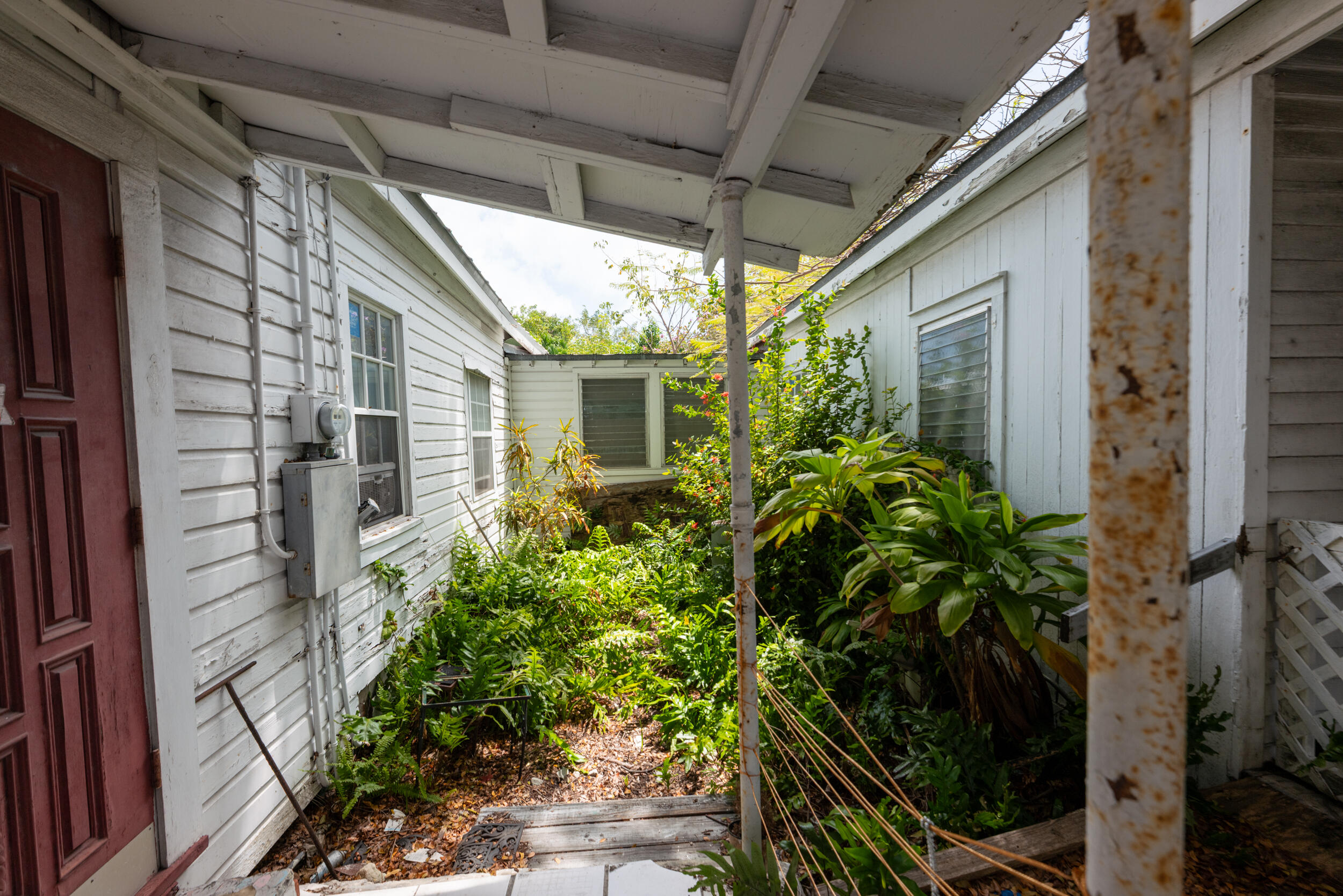 314 Southard Street Property Photo 5