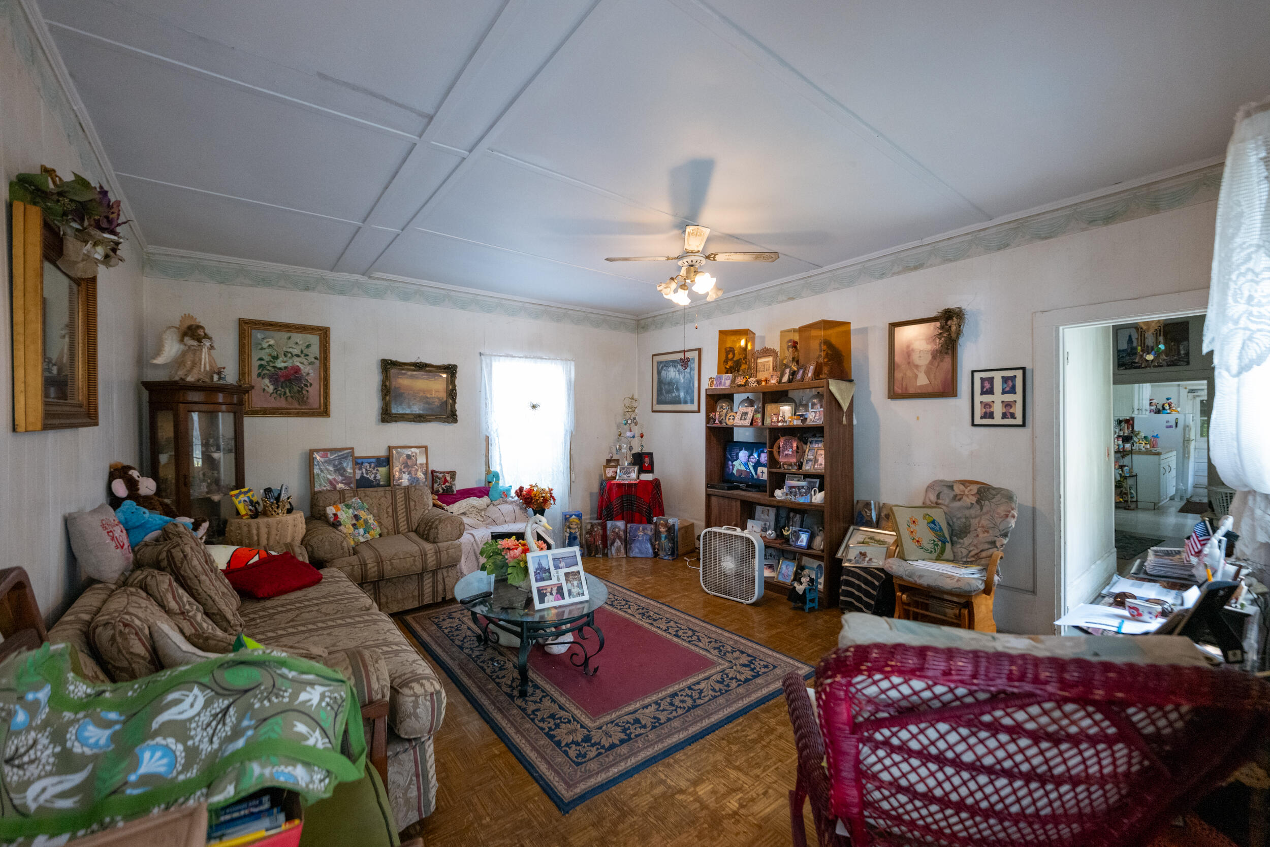 314 Southard Street Property Photo 6
