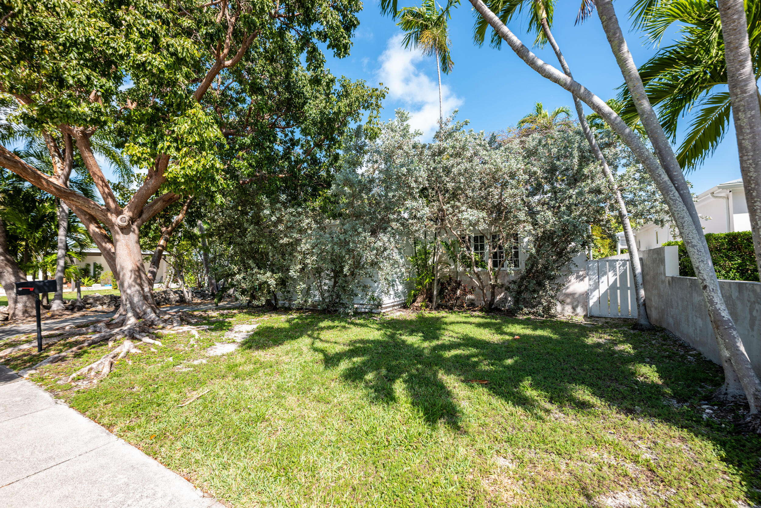 3711 Eagle Avenue Property Photo 2