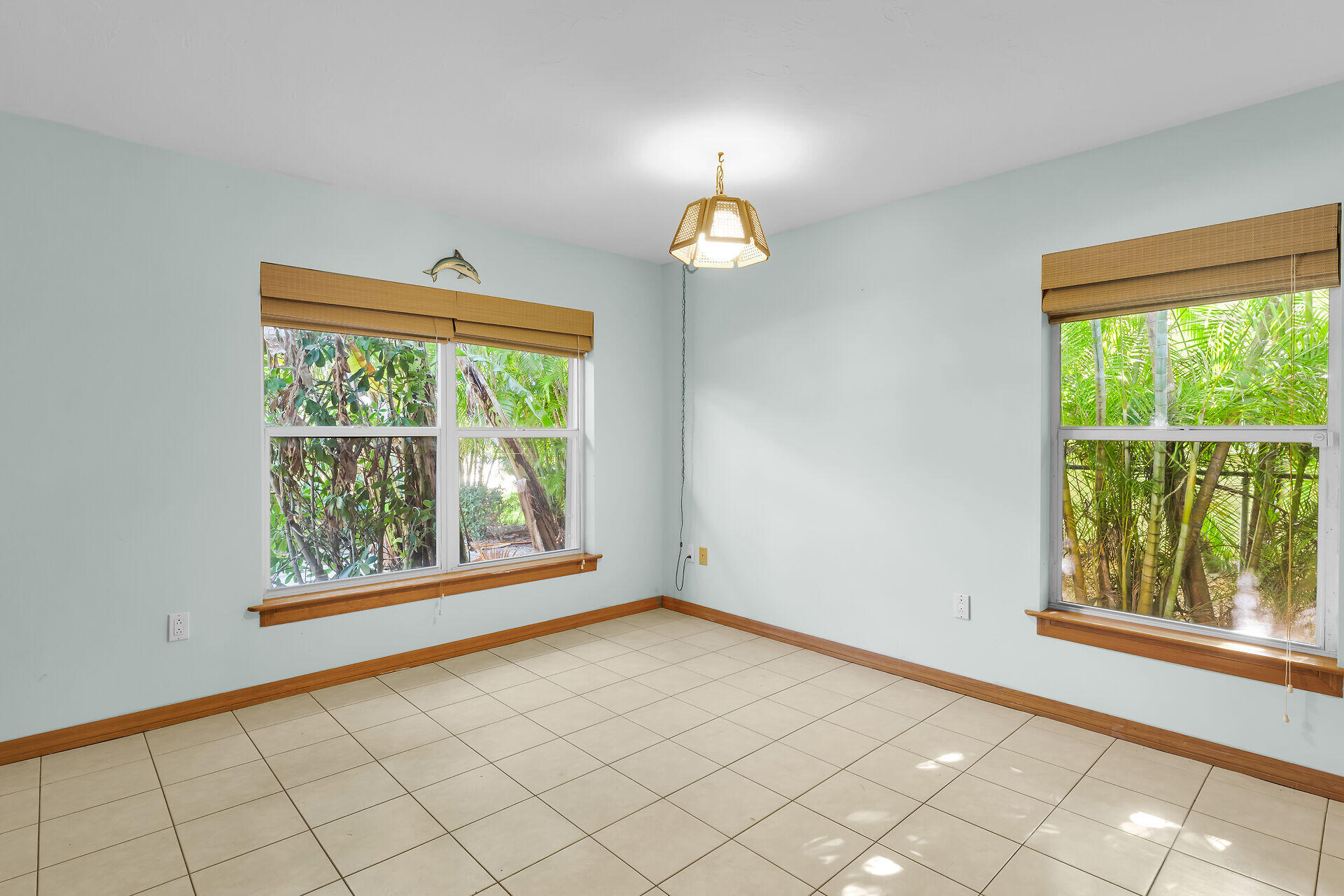 115 N Bahama Drive Property Photo 15