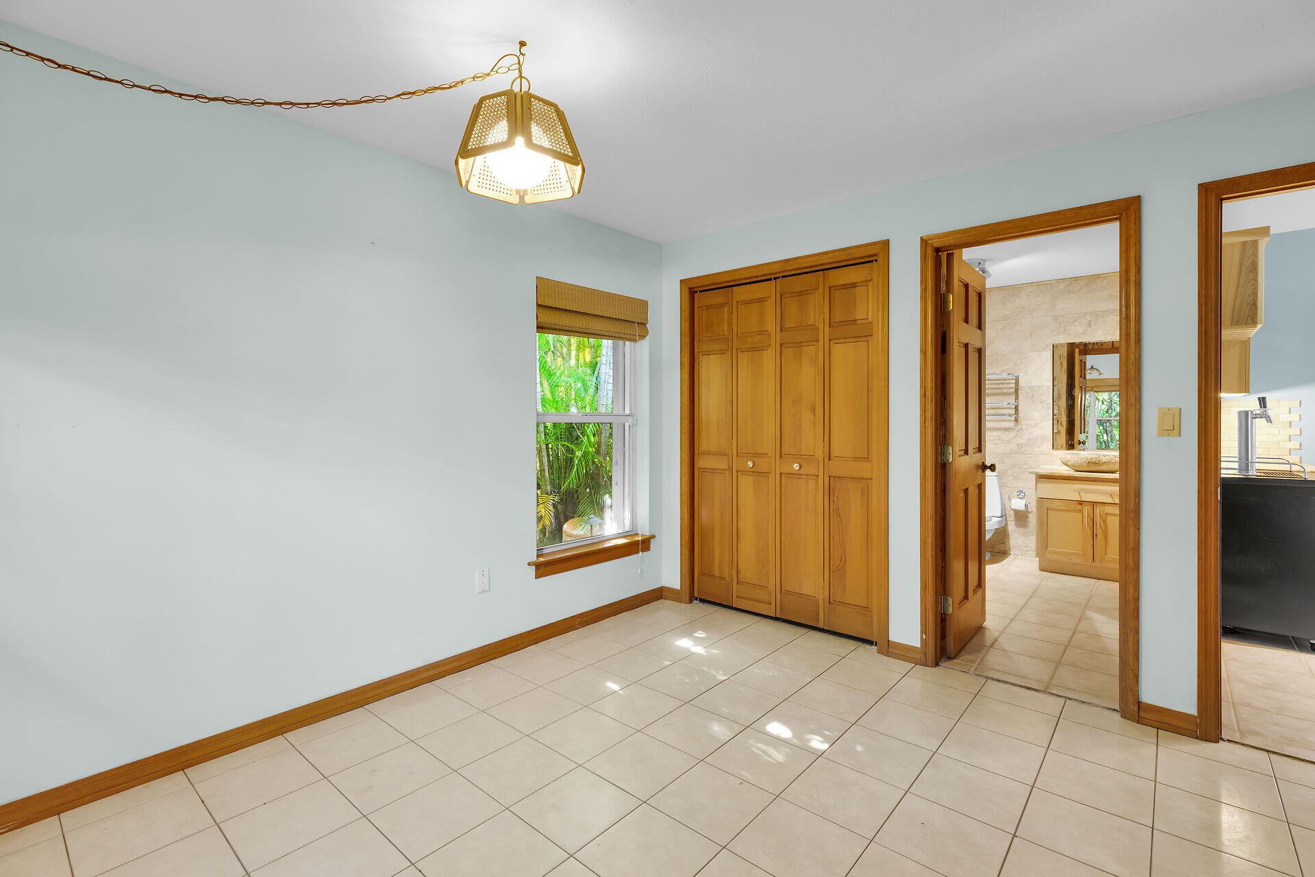 115 N Bahama Drive Property Photo 16