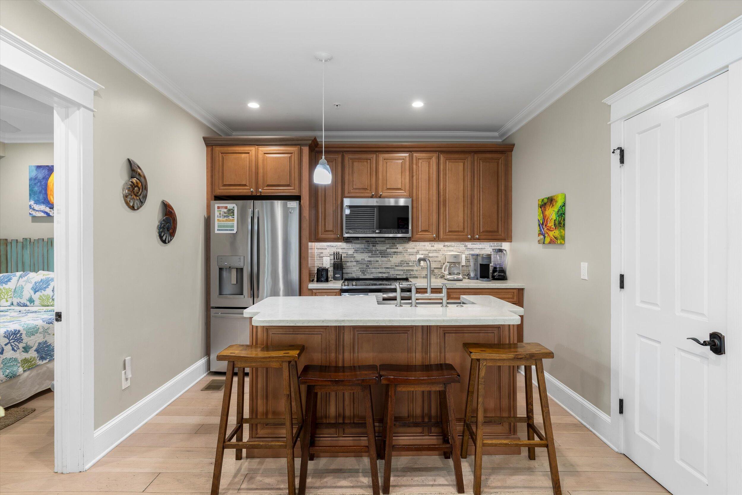 421 - 423 Simonton Street Property Photo 4