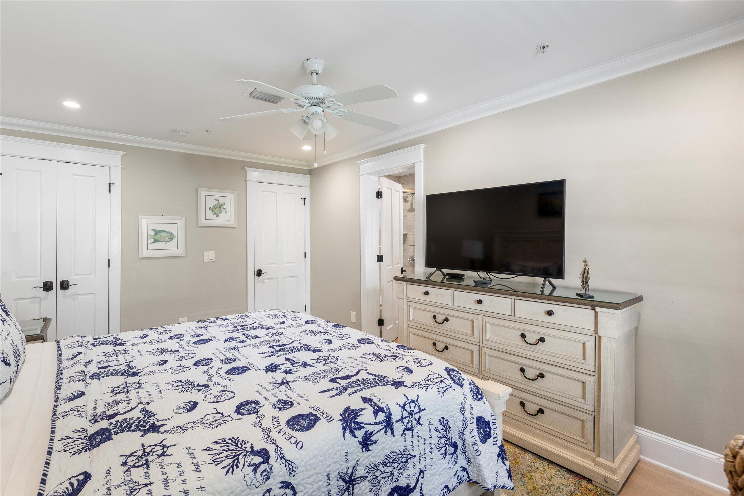 421 - 423 Simonton Street Property Photo 14