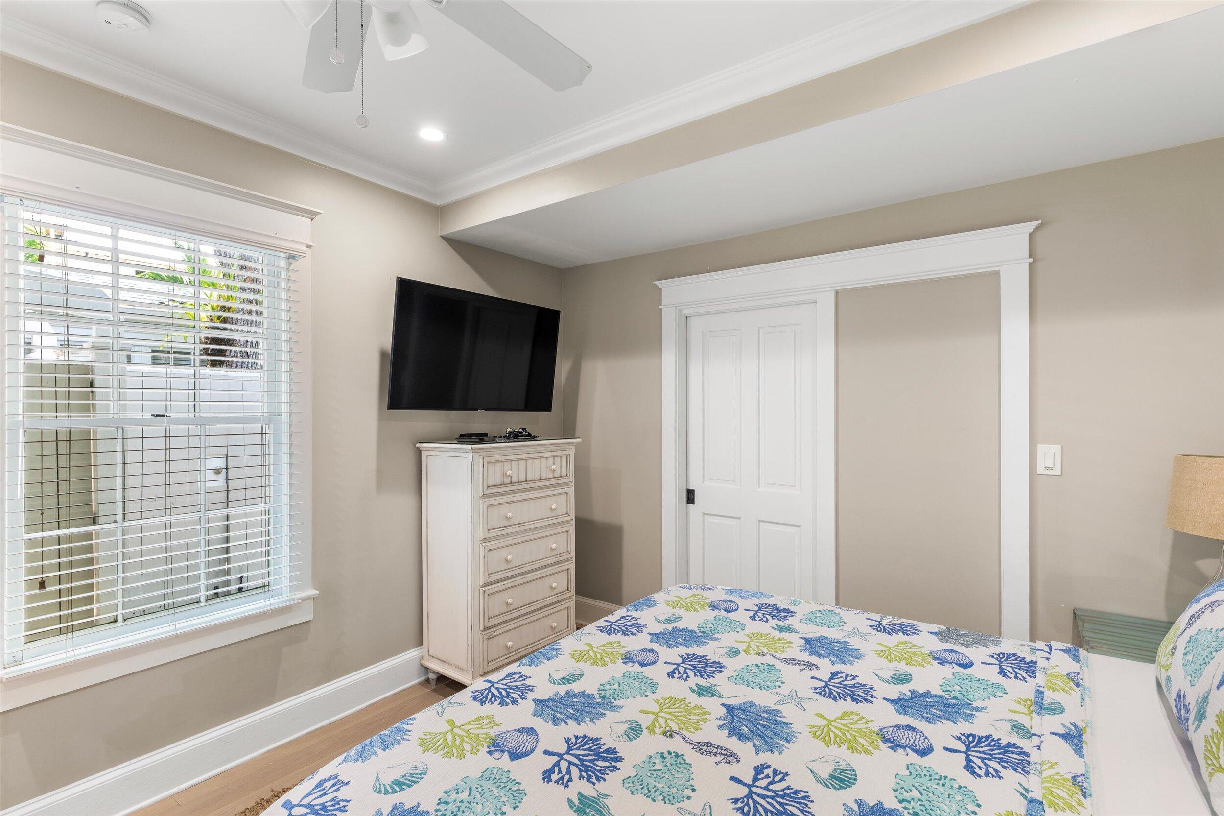 421 - 423 Simonton Street Property Photo 29