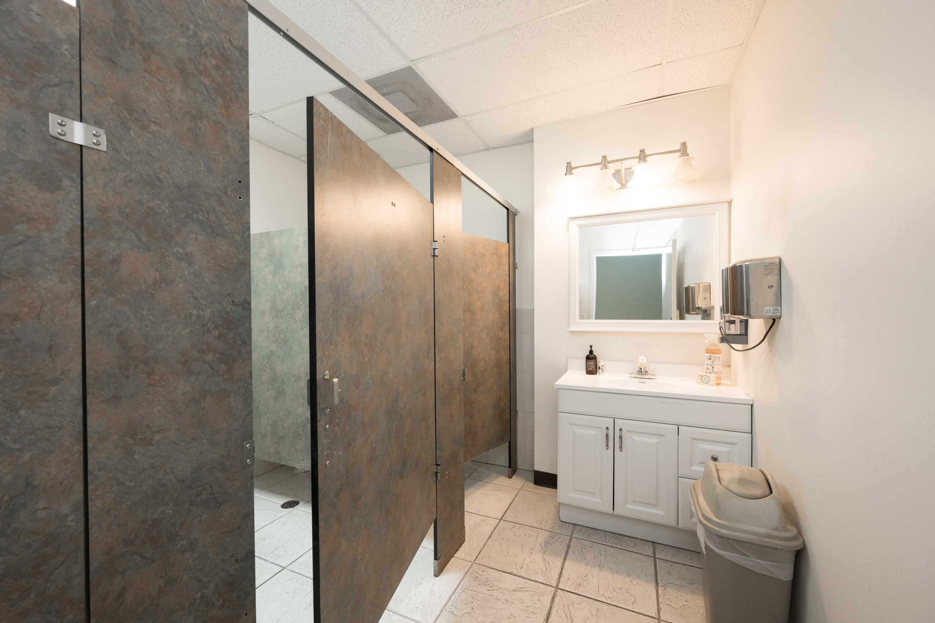 626 Josephine Parker Drive, 208 Property Photo 6