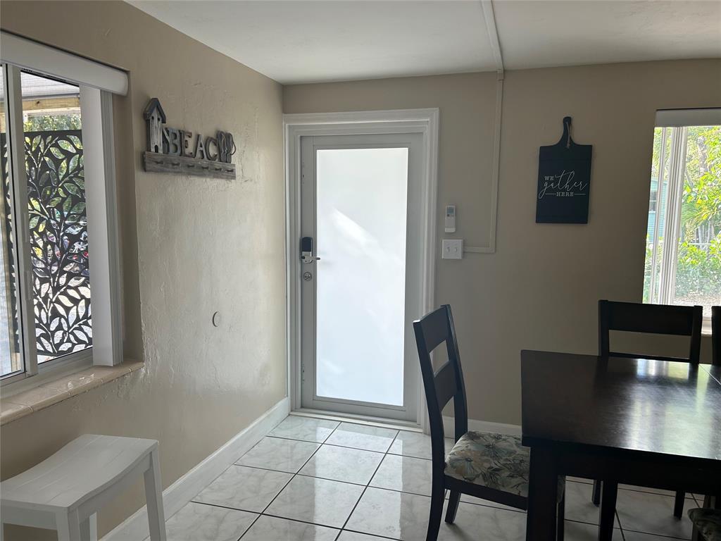 838 Norwood Avenue Property Photo 5