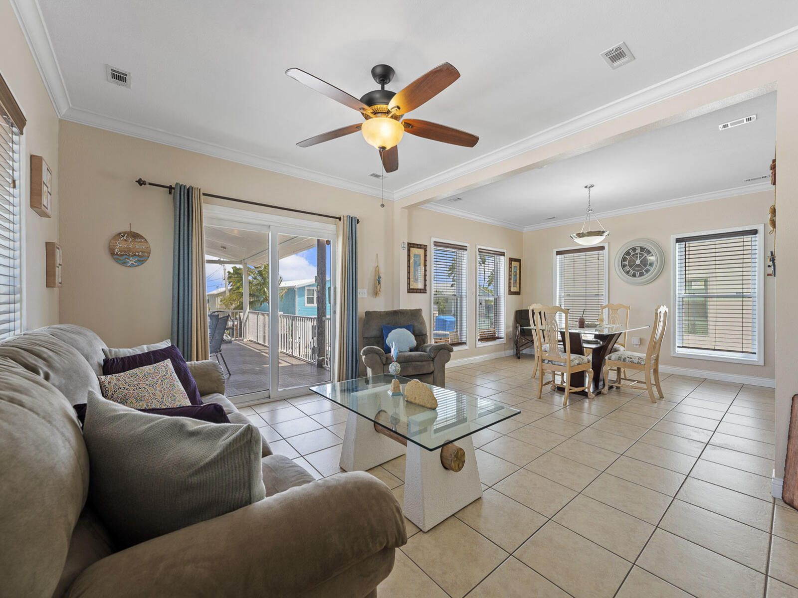 215 Allen Avenue Property Photo 12