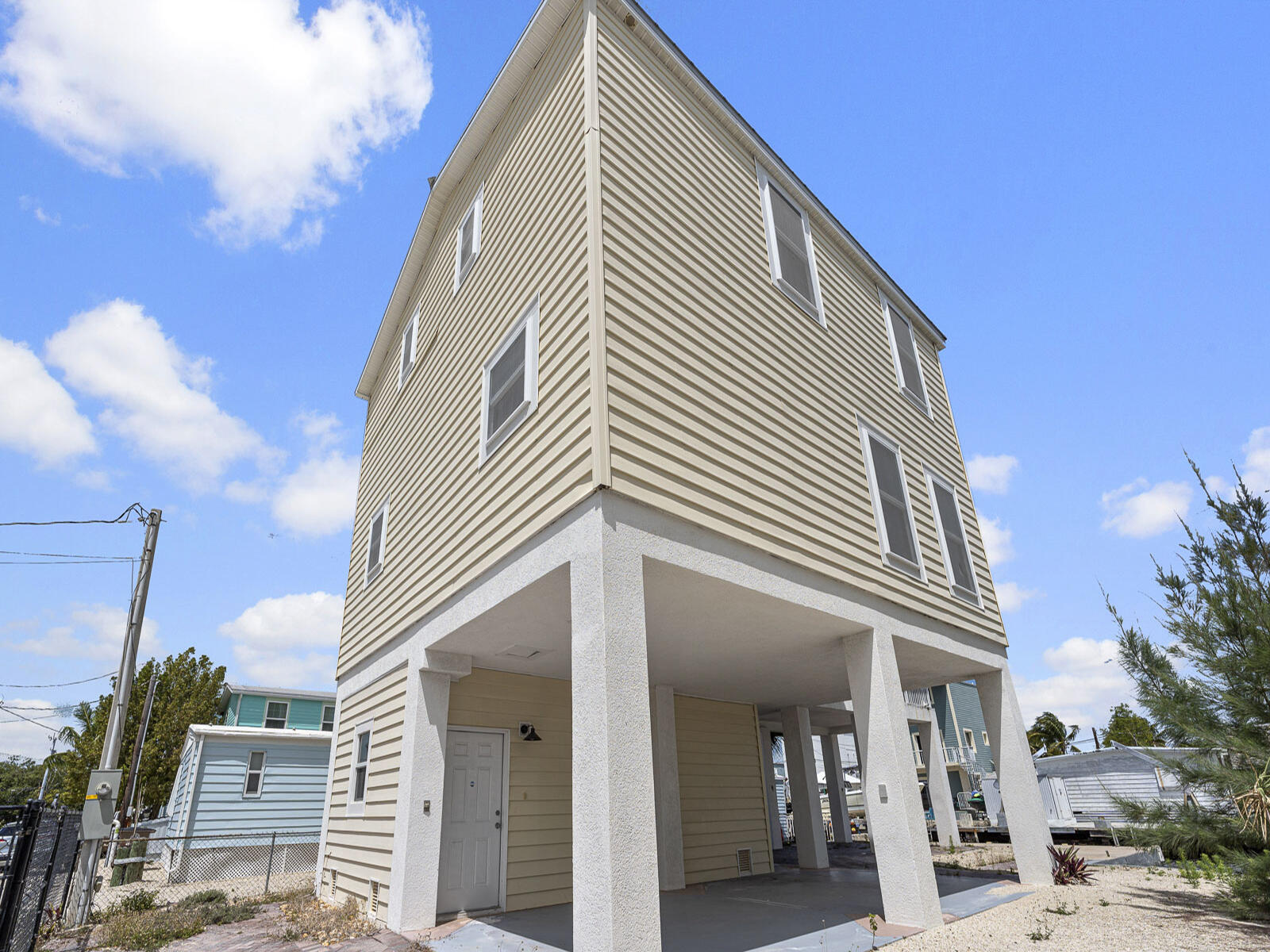 215 Allen Avenue Property Photo 40