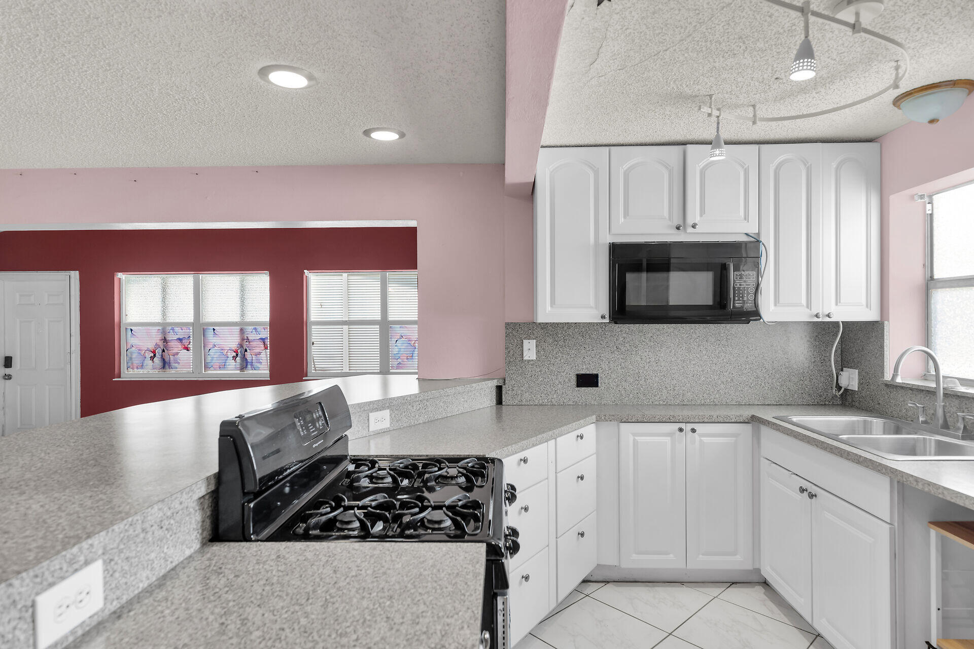 510 43rd Street Gulf Street Property Photo 9
