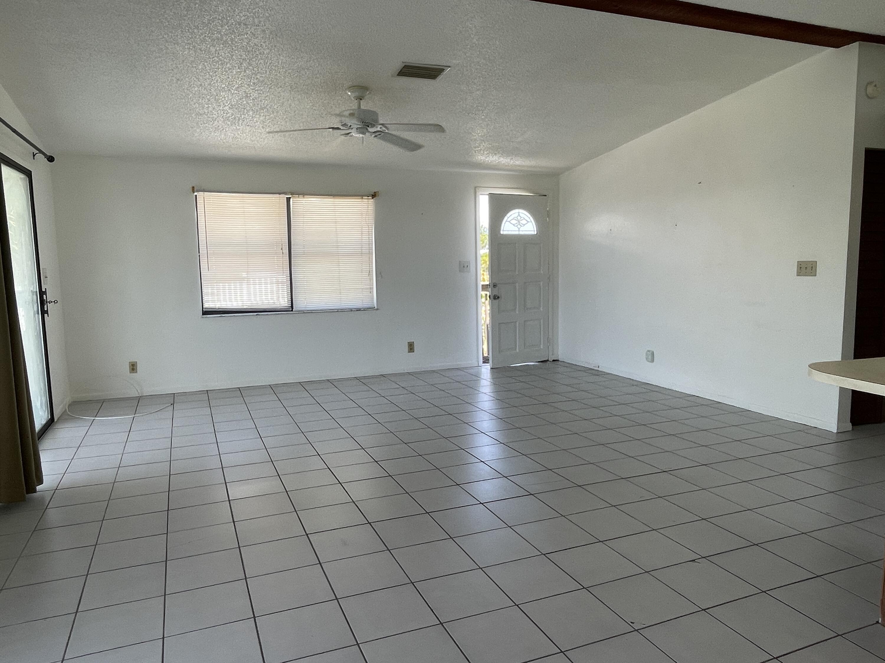 538 Powell Avenue Property Photo 9