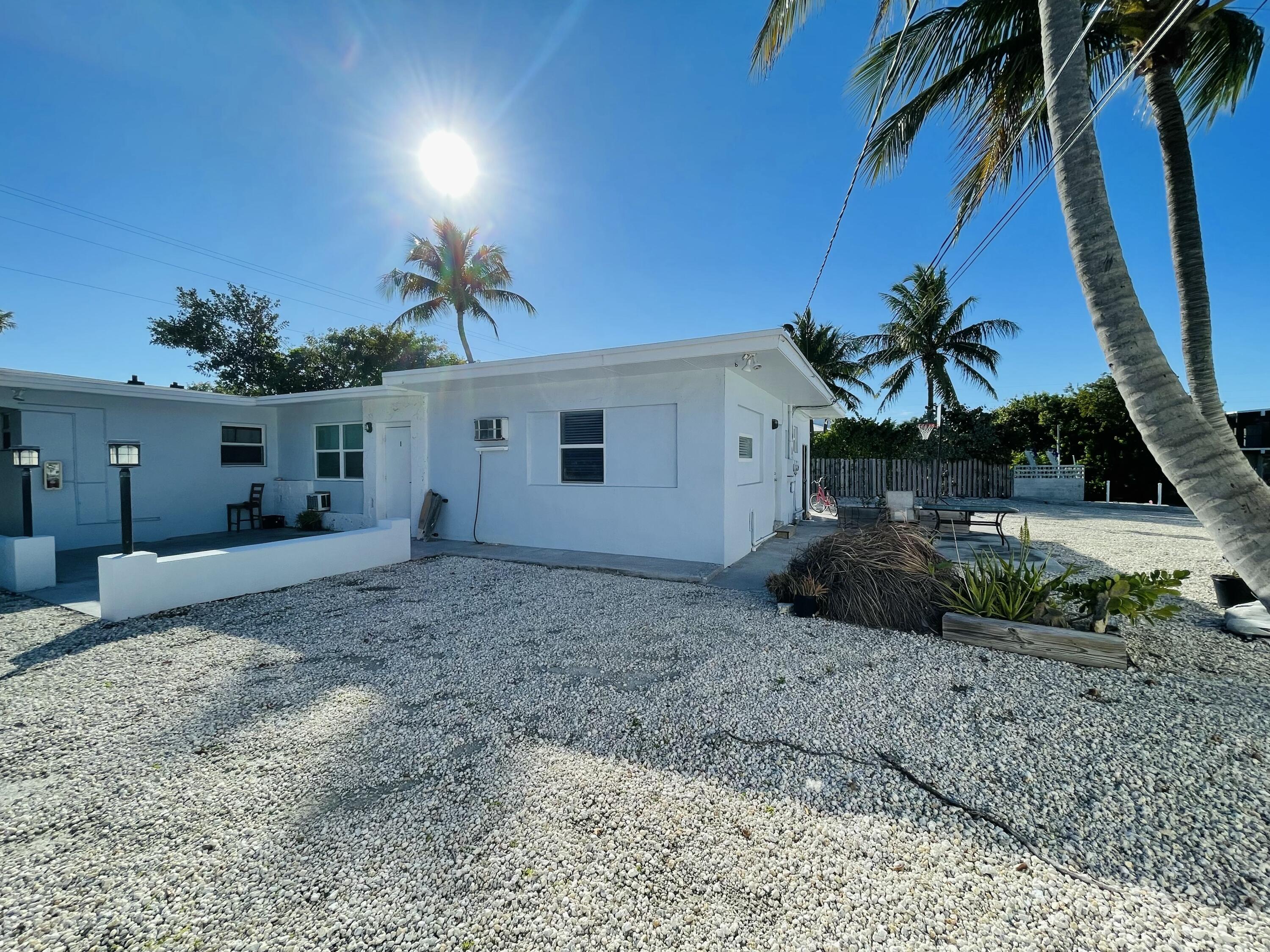 195 Gardenia Street, 6 Property Photo