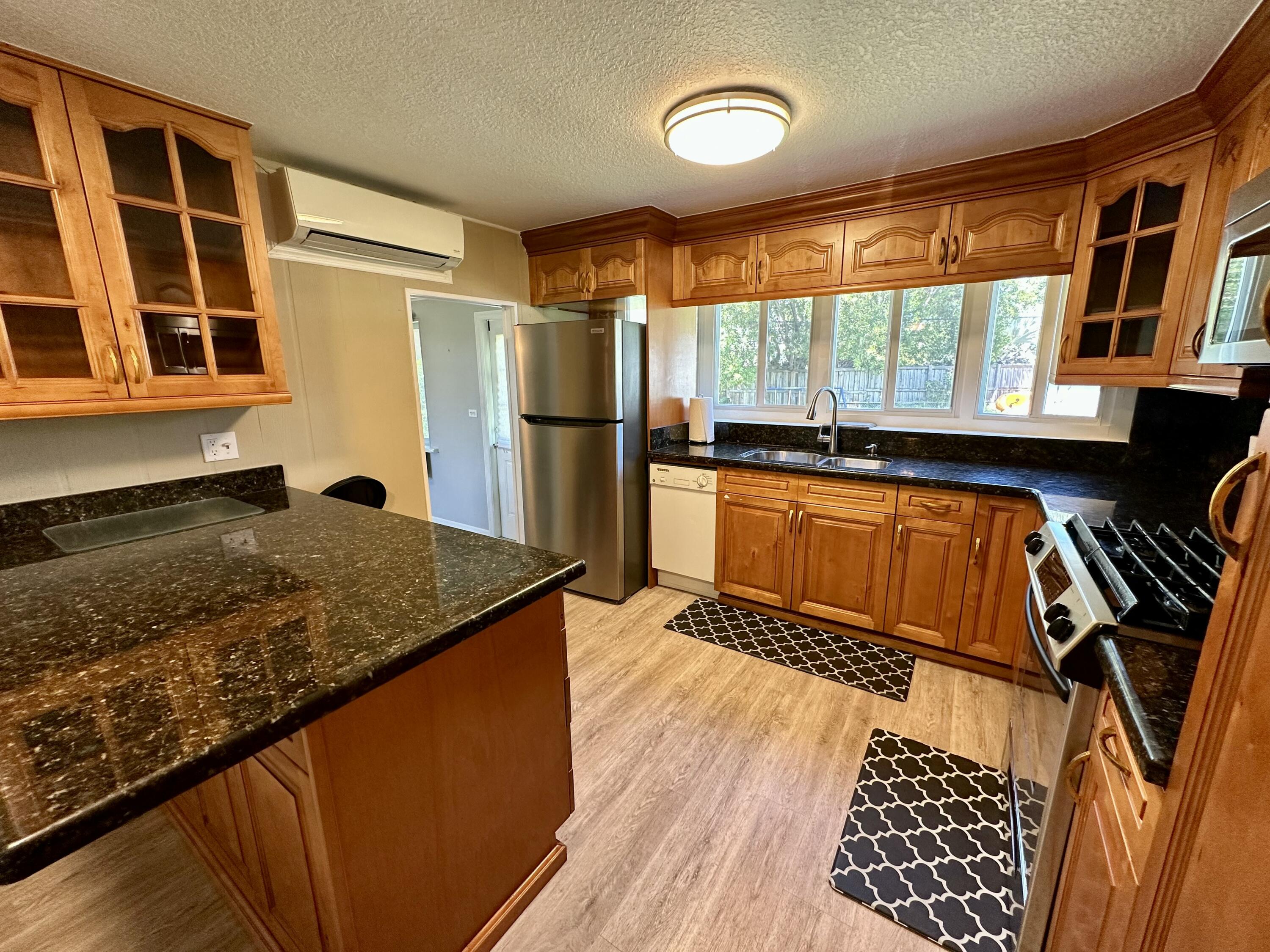 169 Orchid Street Property Photo 3