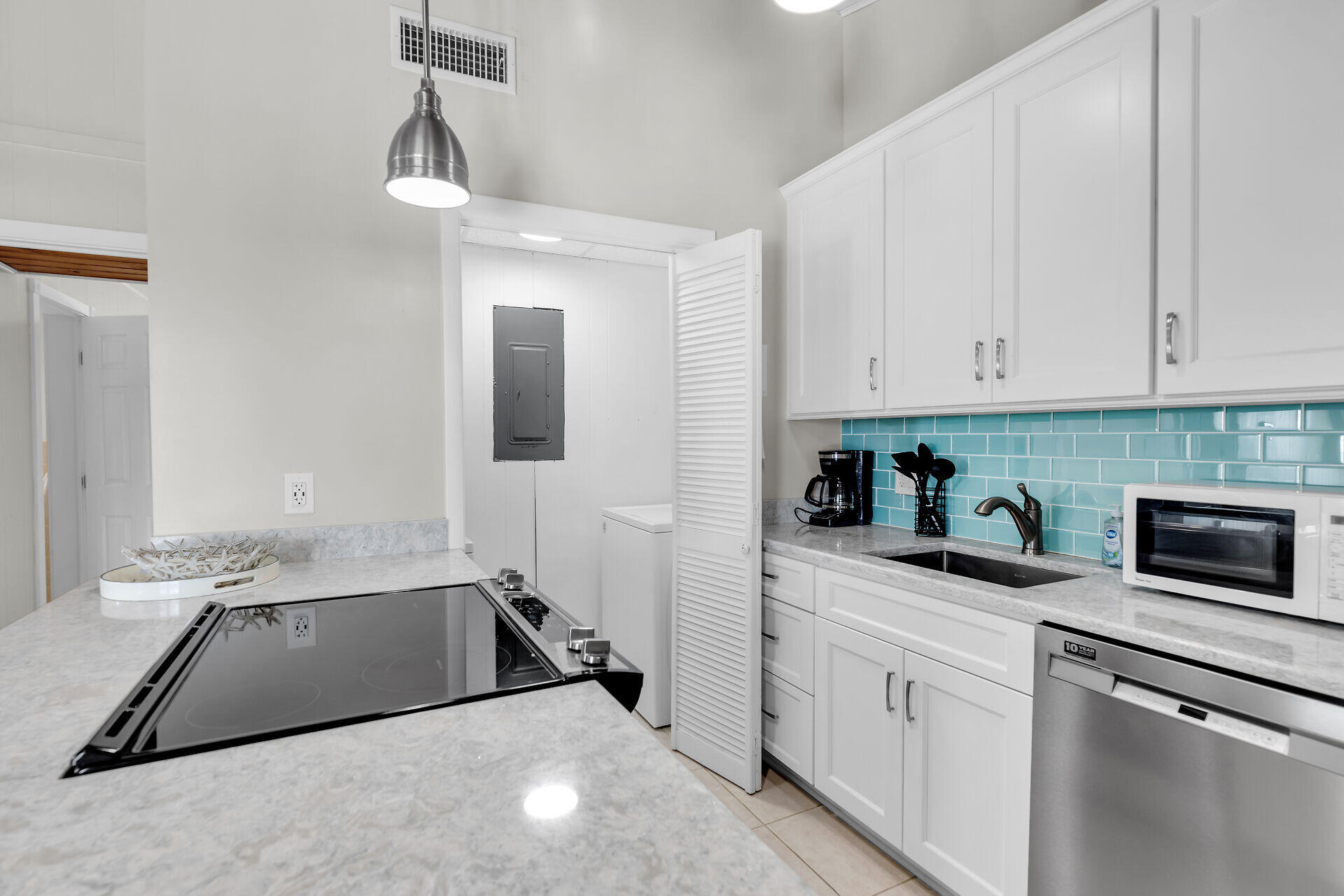 411 8th Street Property Photo 32