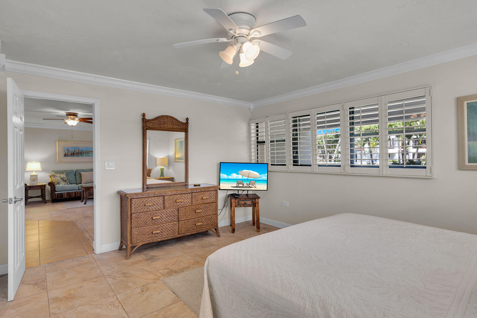 601 W Ocean Drive, 203a Property Photo 21