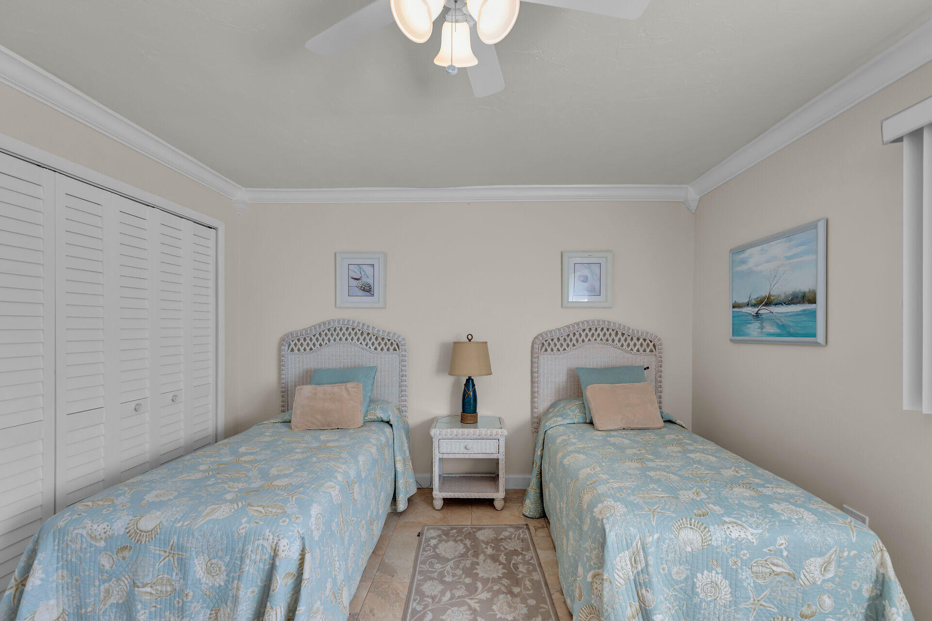 601 W Ocean Drive, 203a Property Photo 25