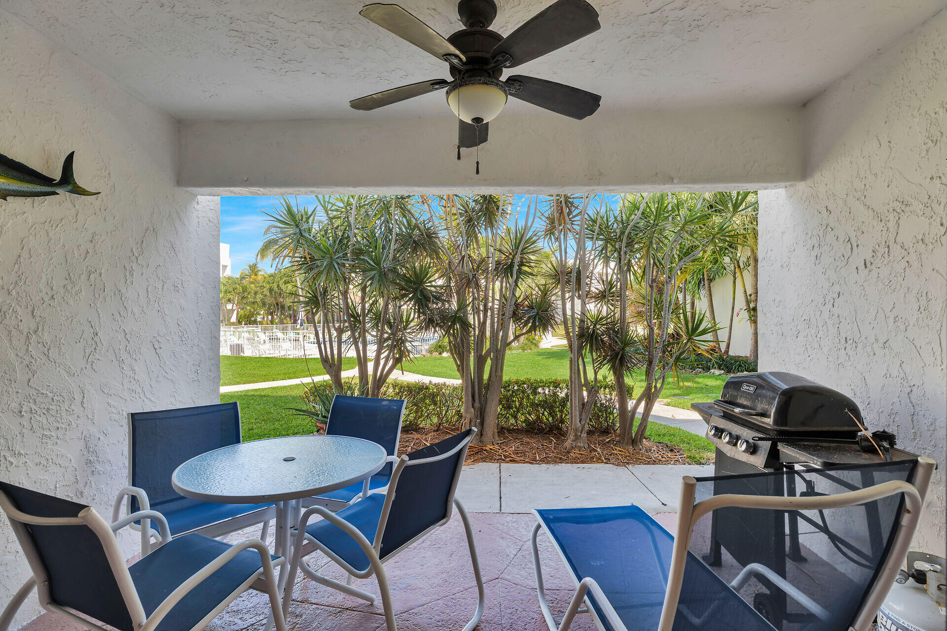 601 W Ocean Drive, 203a Property Photo 27