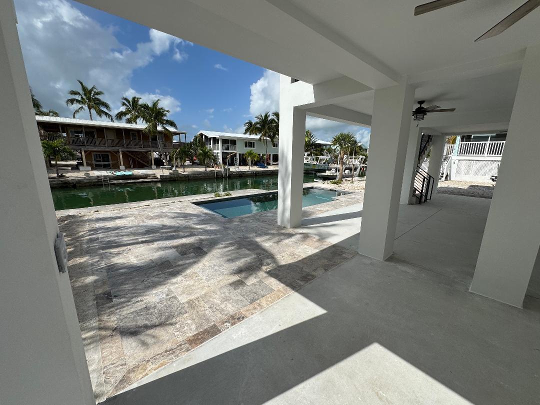 23066 Tarpon Lane Property Photo 3